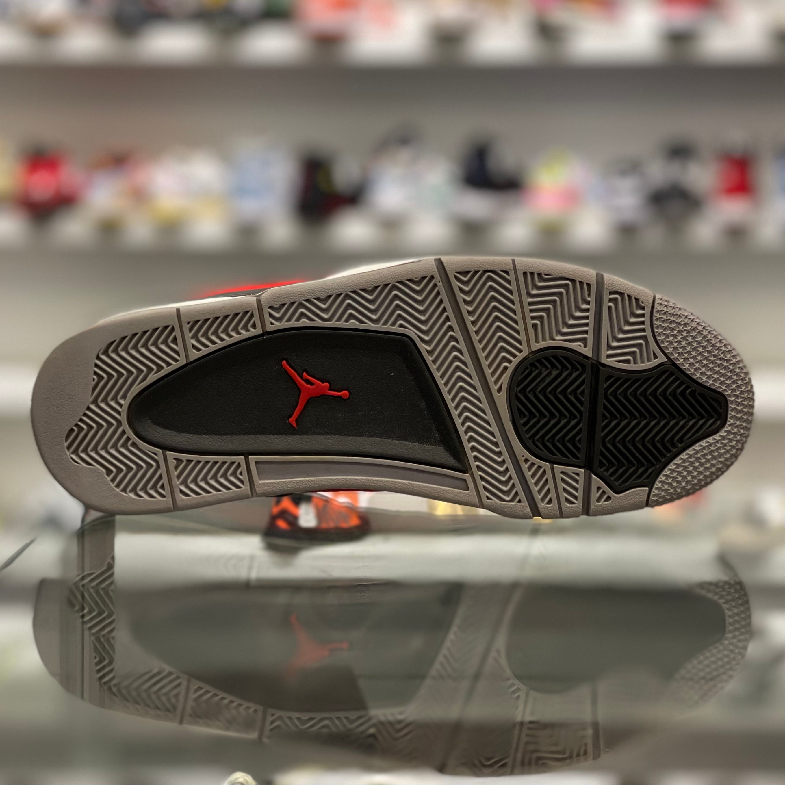 Air Jordan 4 Retro “Toro”