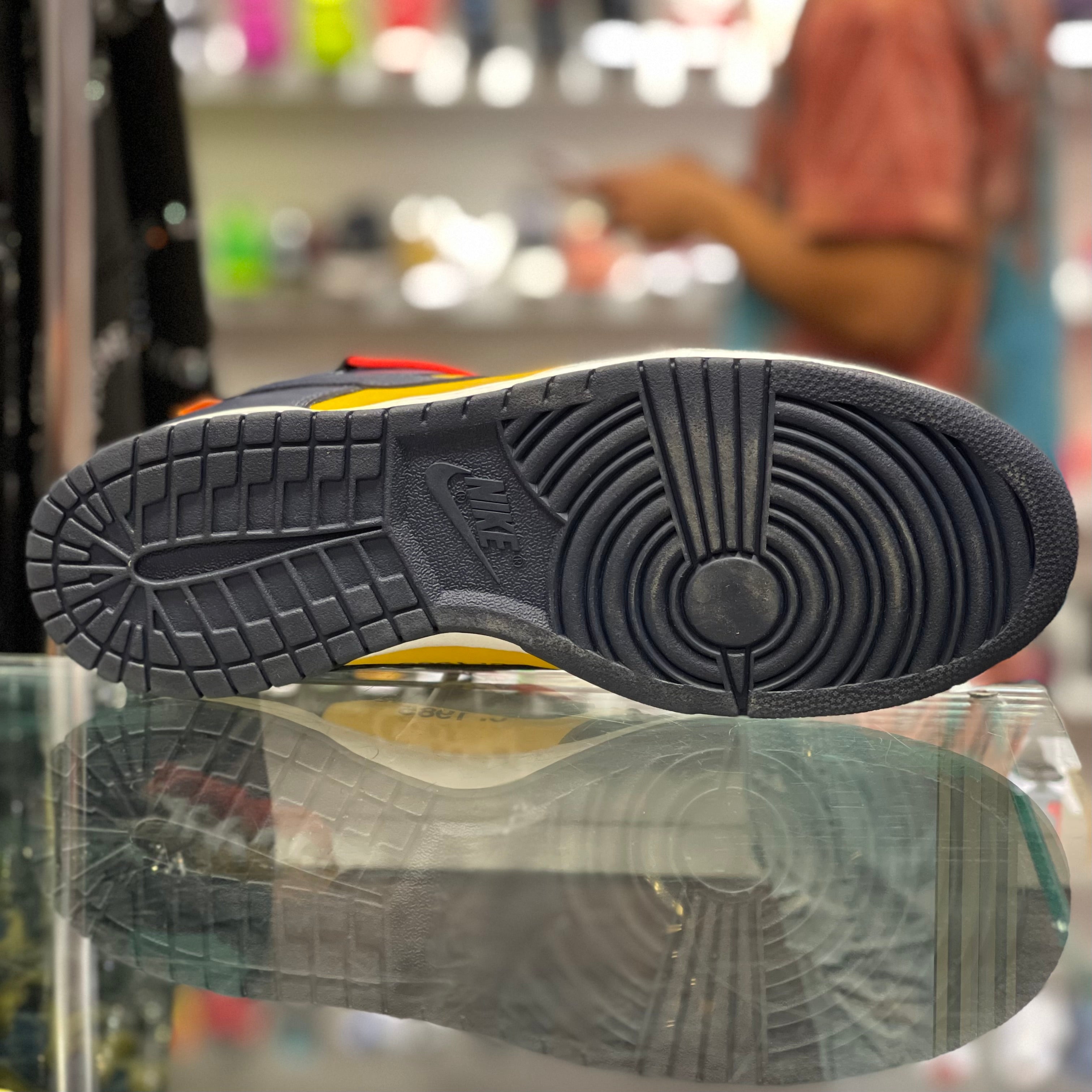 Nike Dunk Low “Off-White University Gold Midnight Navy”