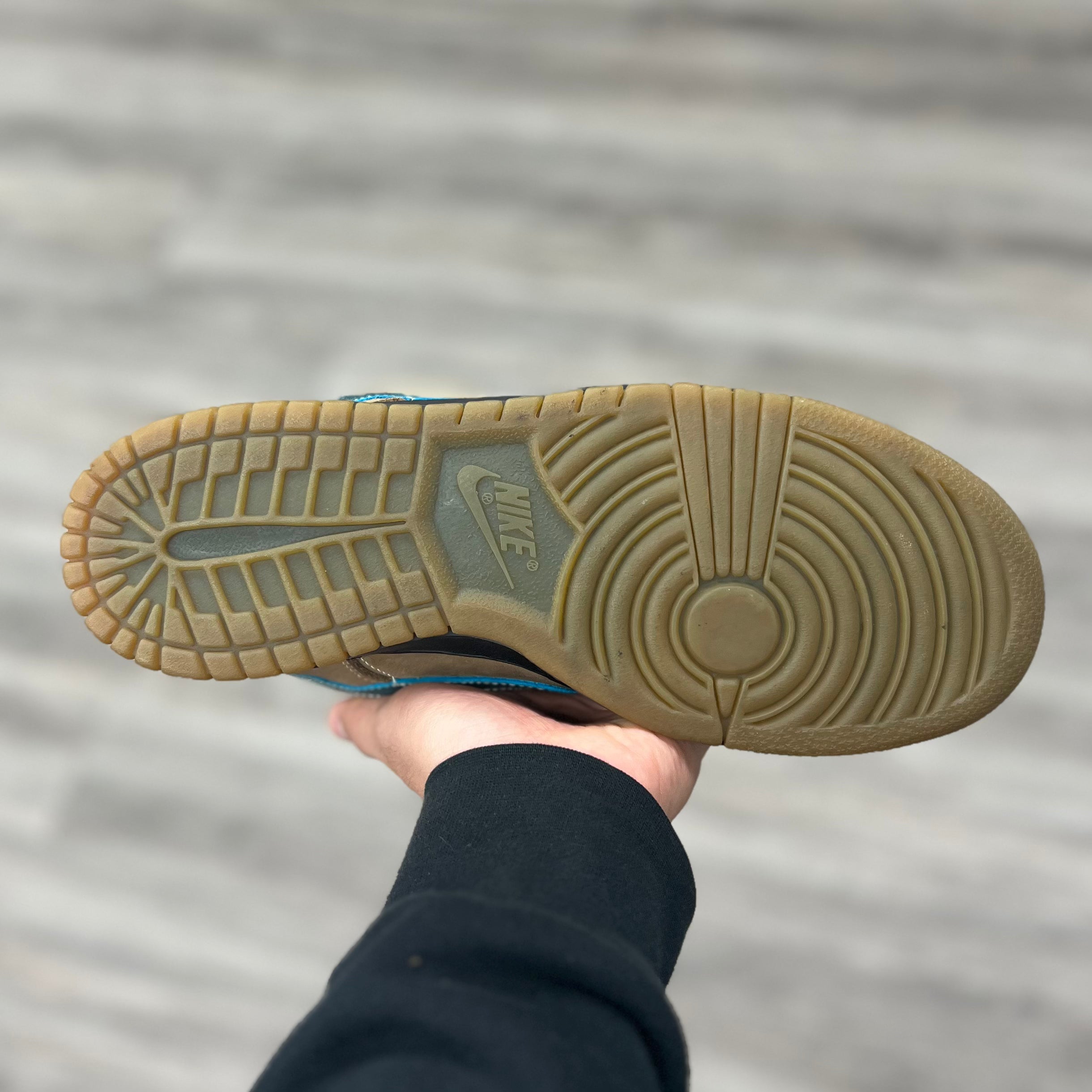 Nike SB Dunk Low “Slam City”