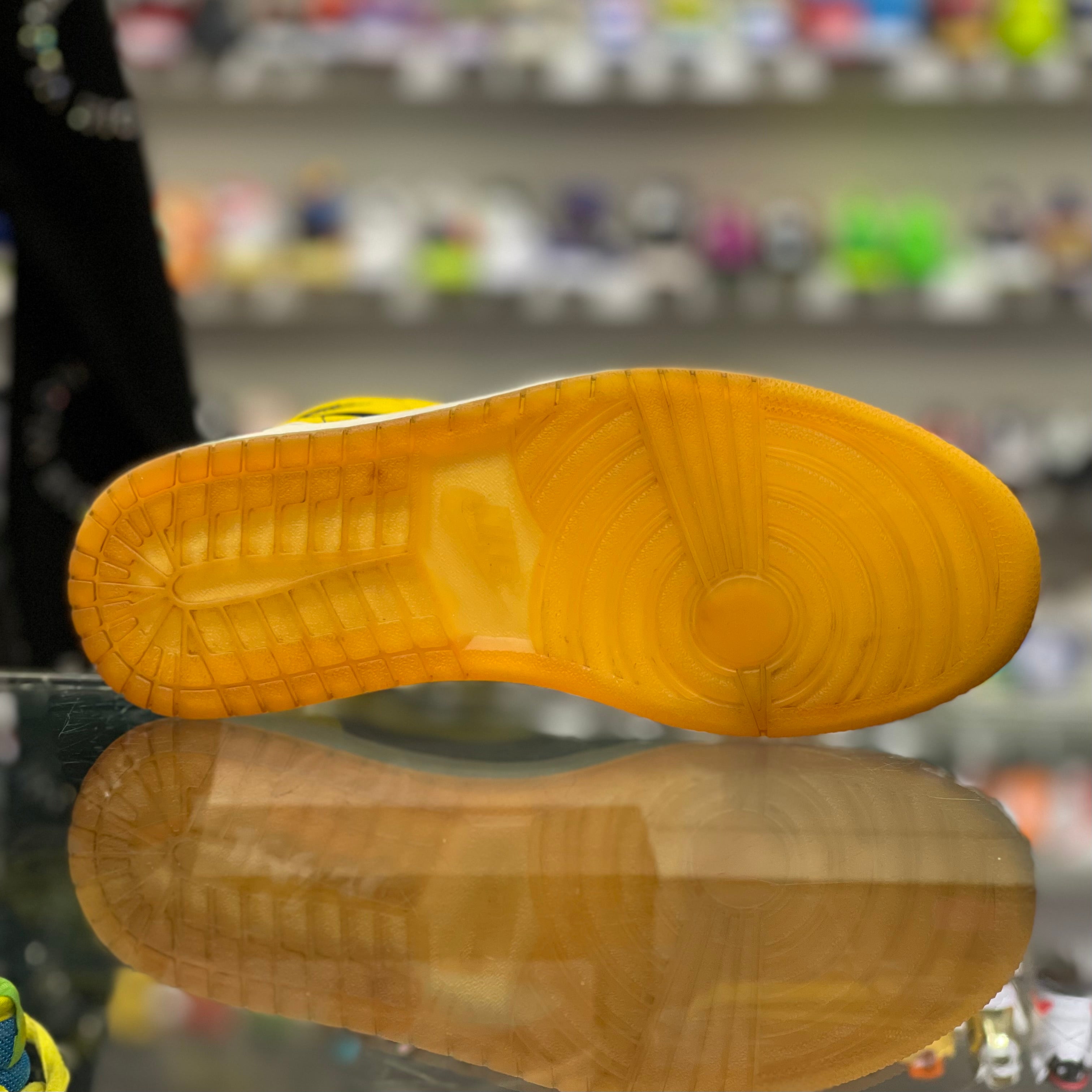 Air Jordan 1 Retro Mid “New Love 2017”