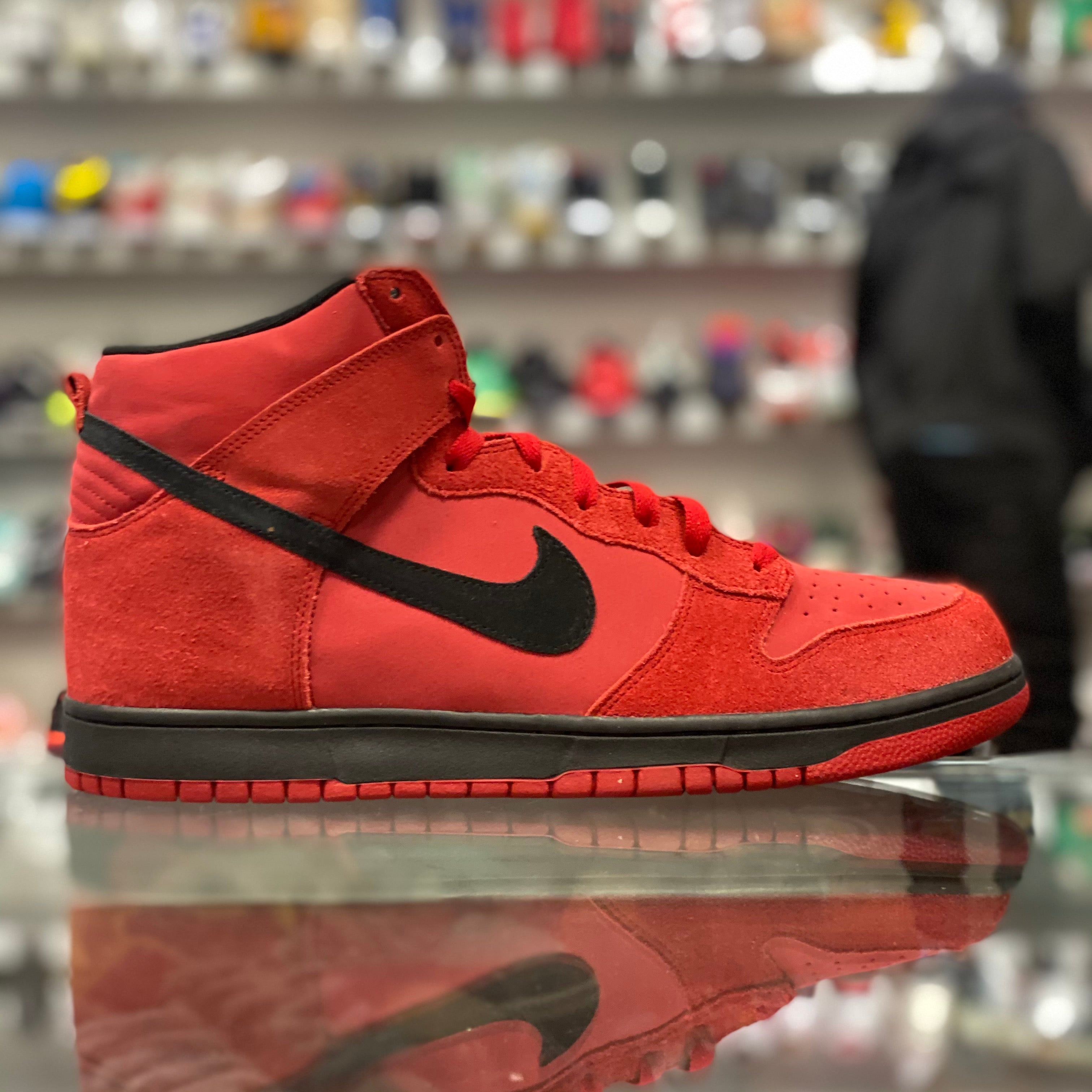 Nike Dunk High “Gym Red Black”