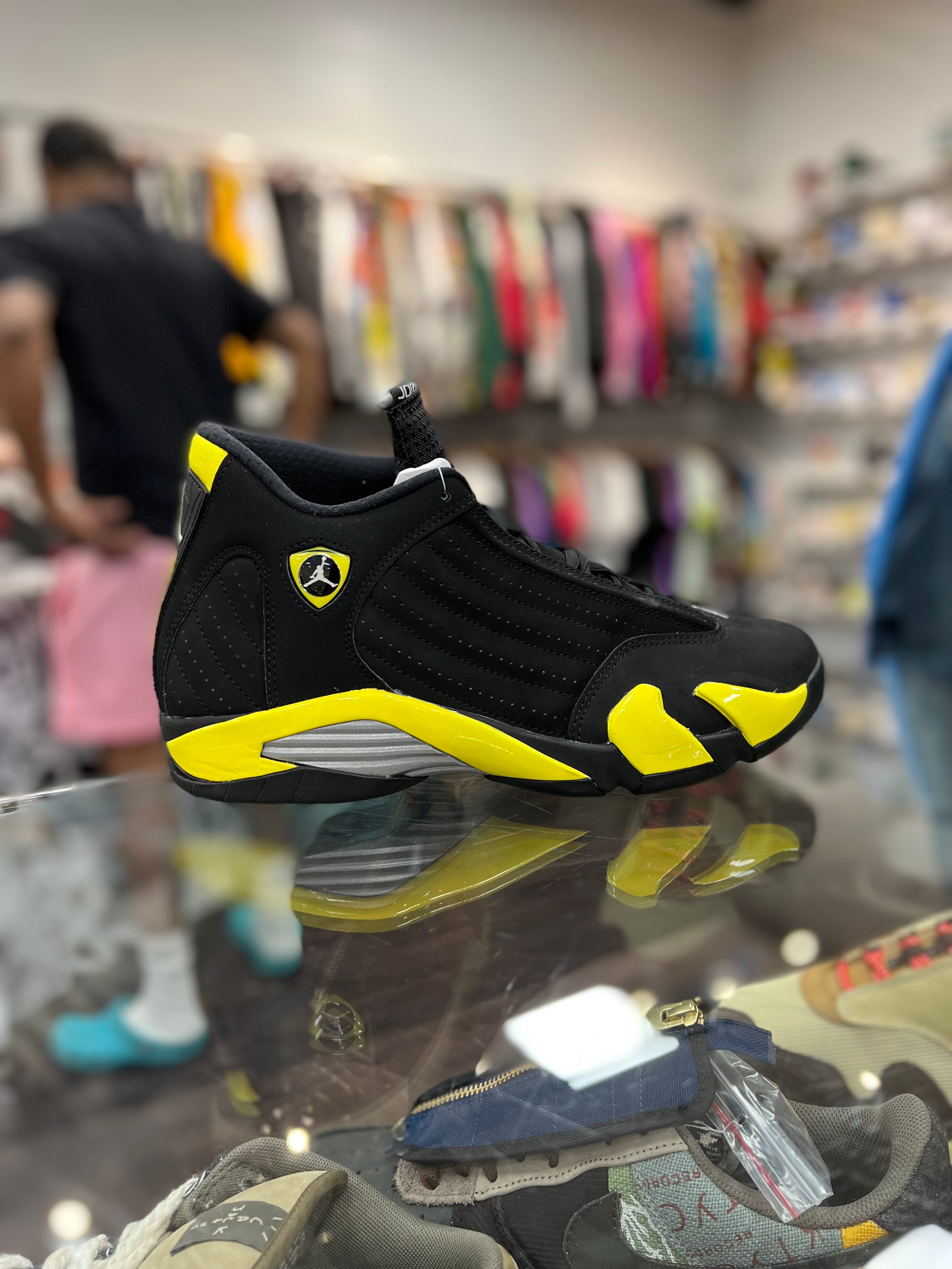 Air Jordan 14 Retro “Thunder”