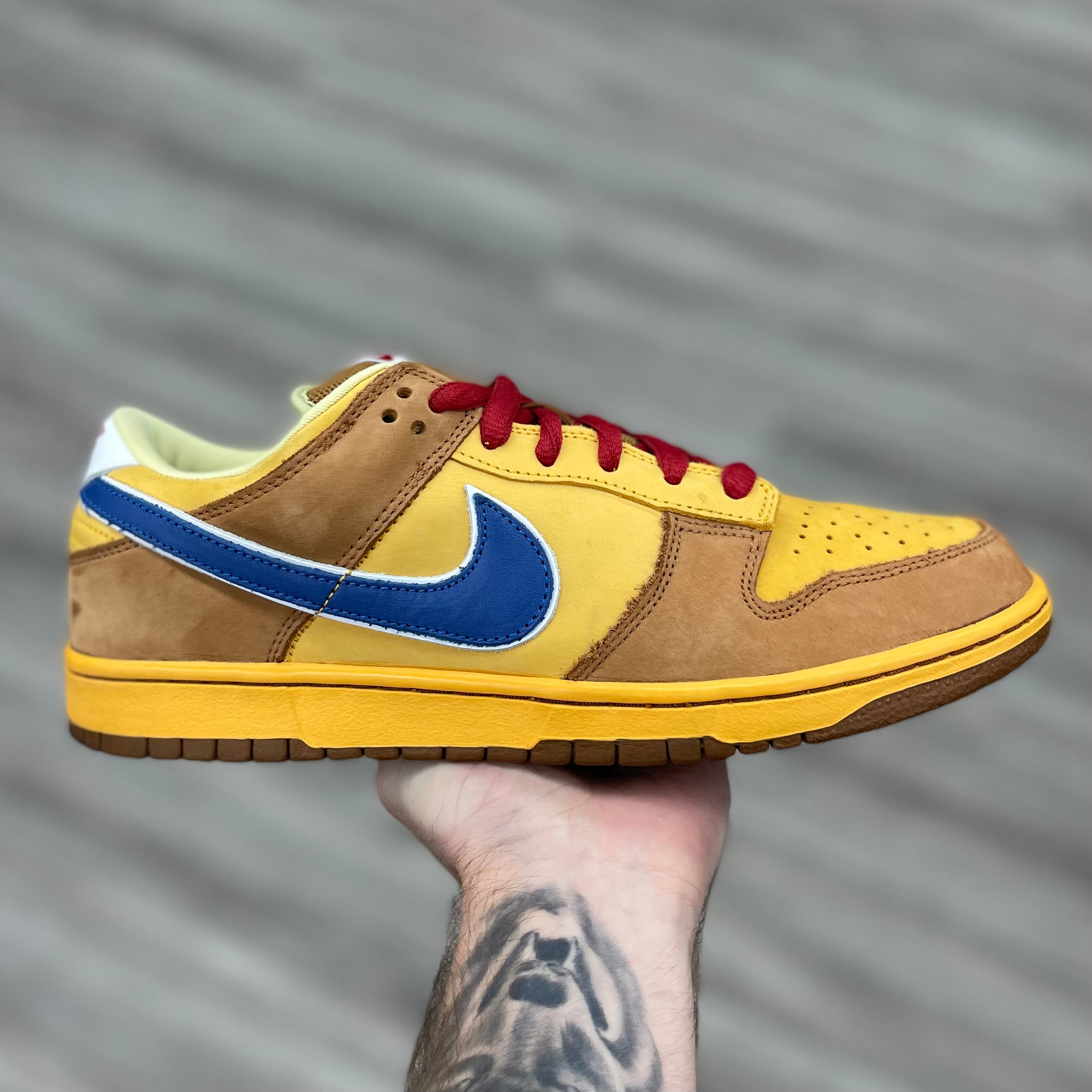Nike Sb Dunk Low “Newcastle Brown”