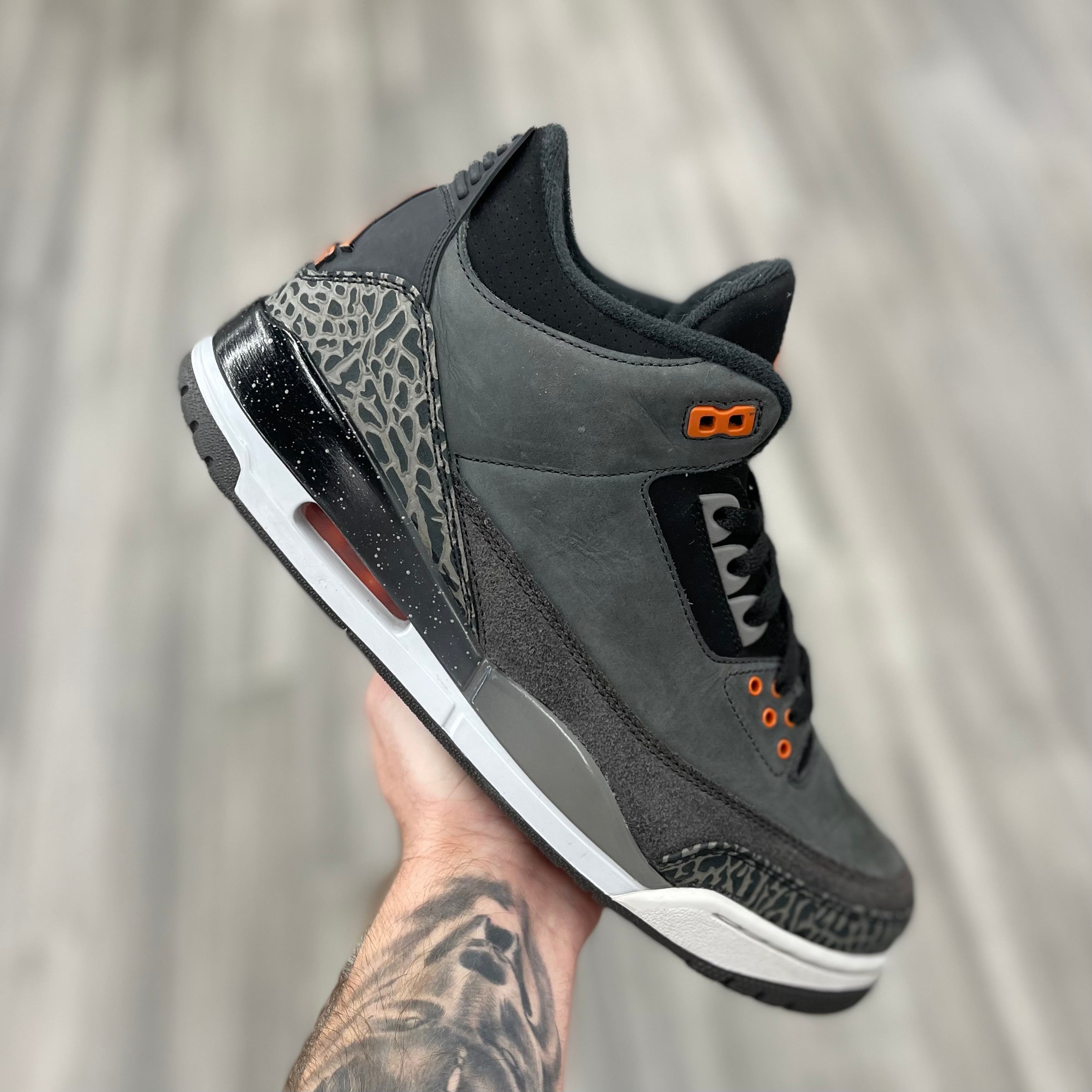 Air Jordan 3 Retro “Fear”