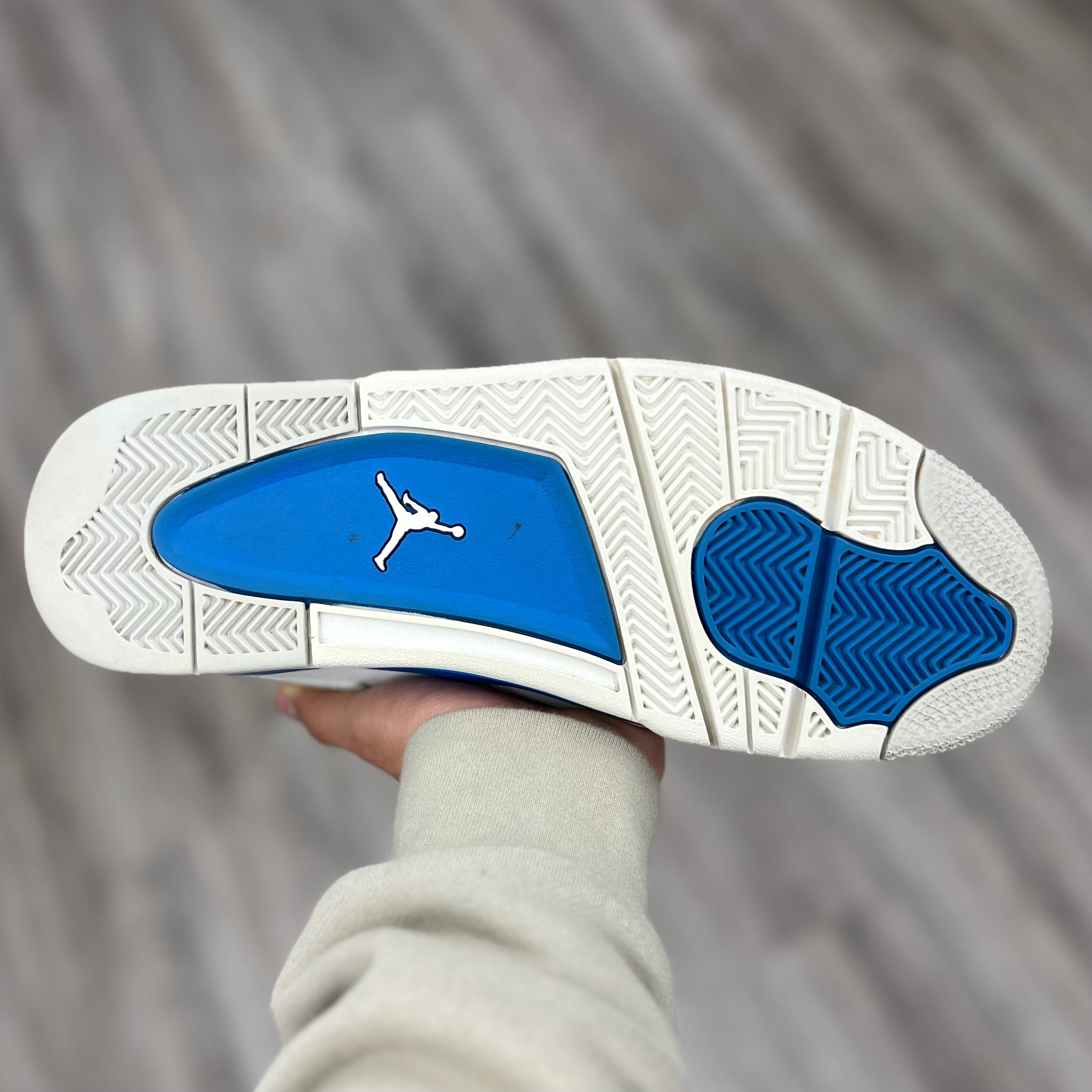 Air Jordan 4 Retro “Military 2012”