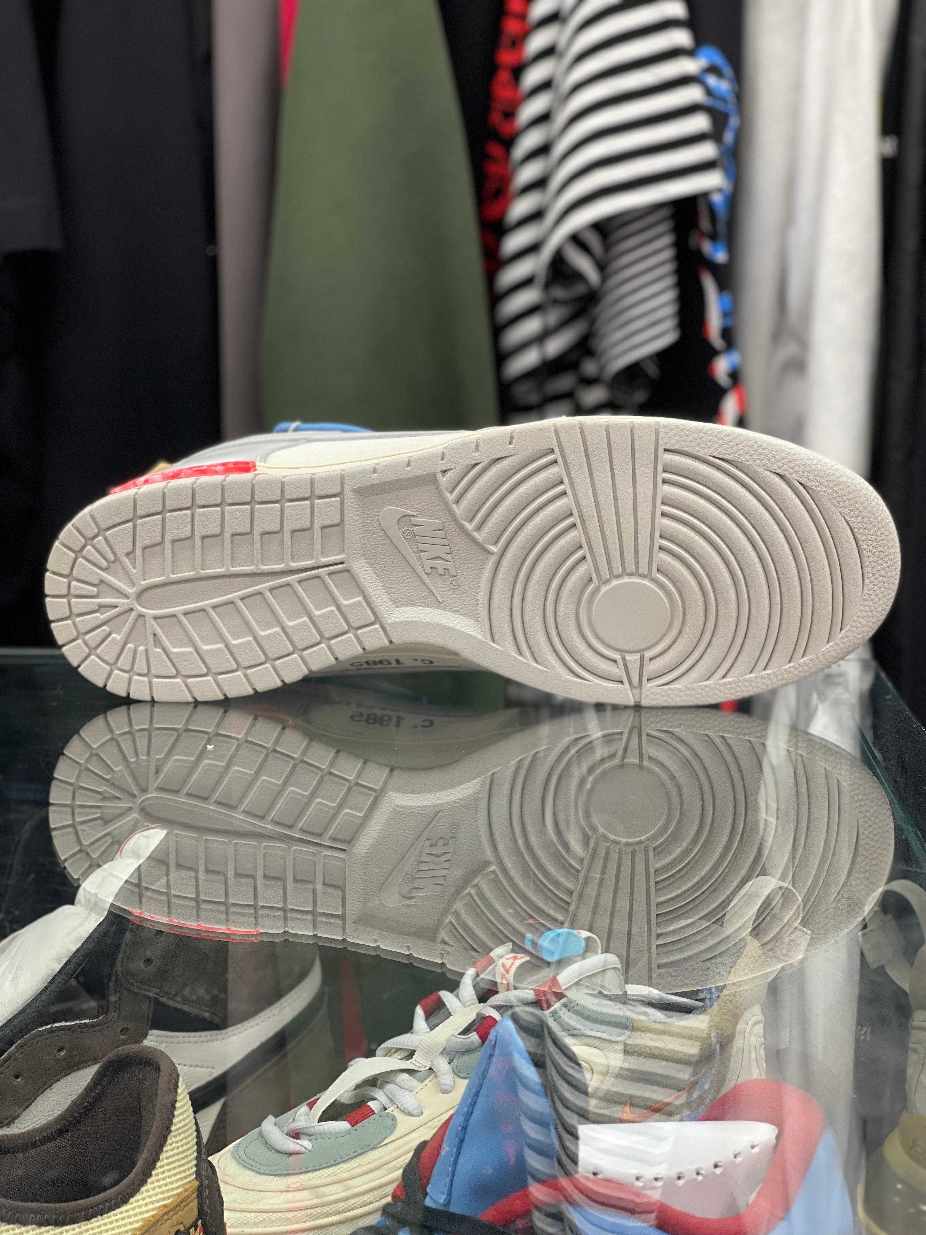 Nike Dunk Low “Off White Lot 5”