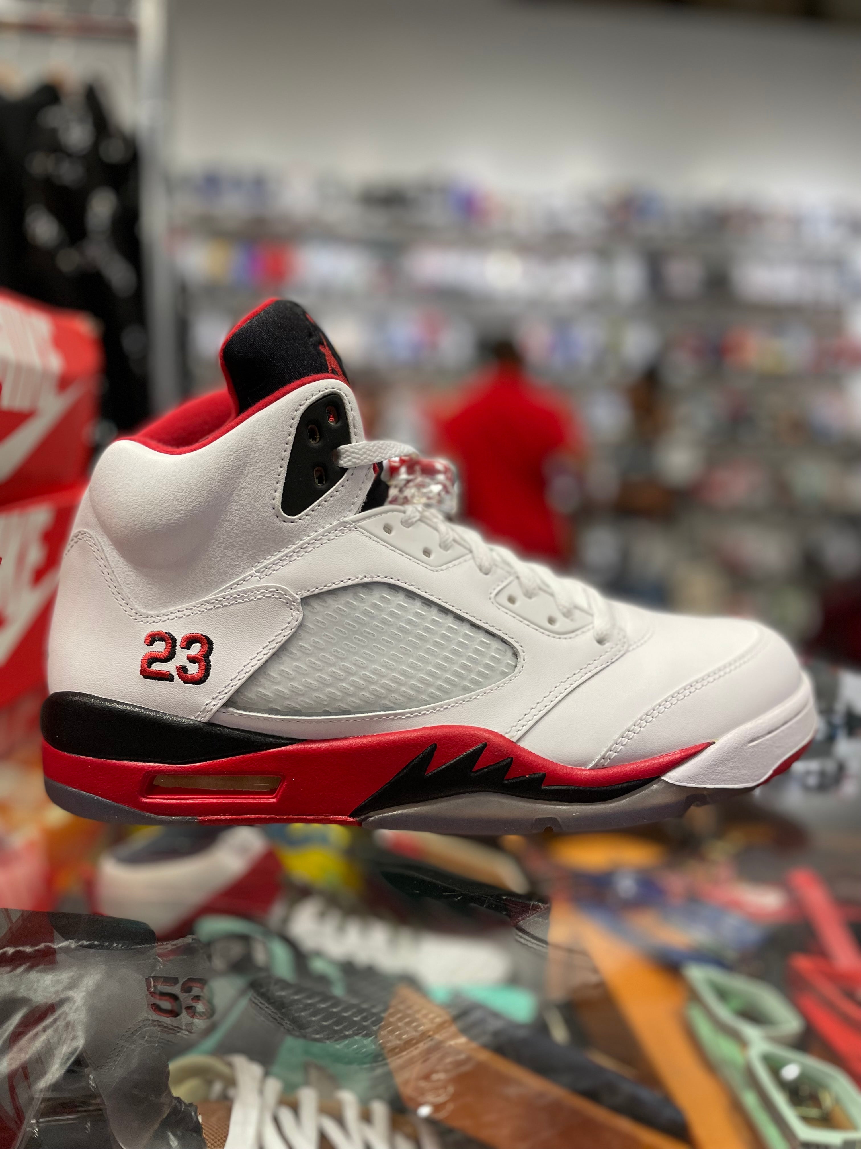 Air Jordan 5 Retro “Fire Red Black Tongue”