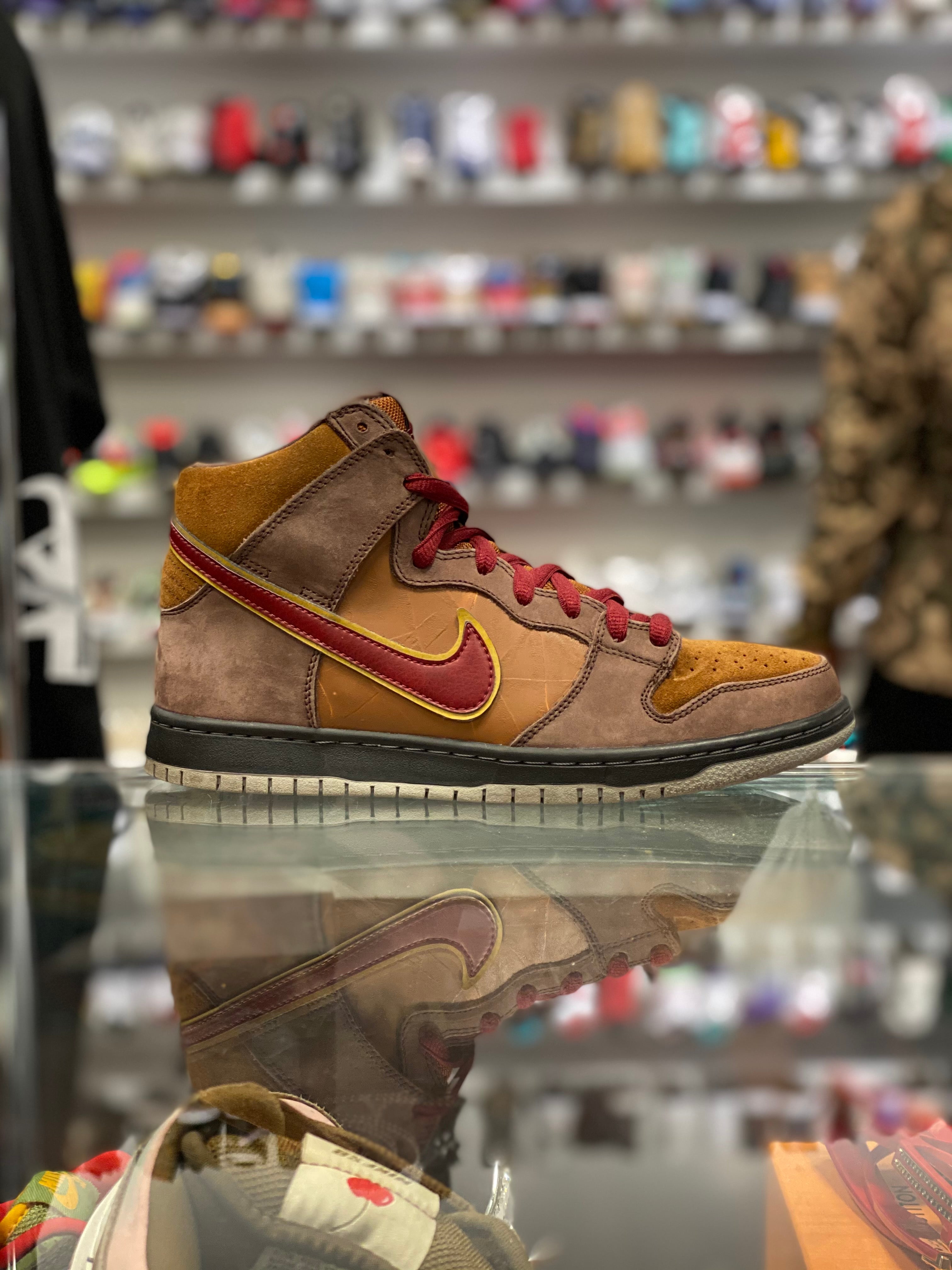 Nike SB Dunk High “Cigar City”