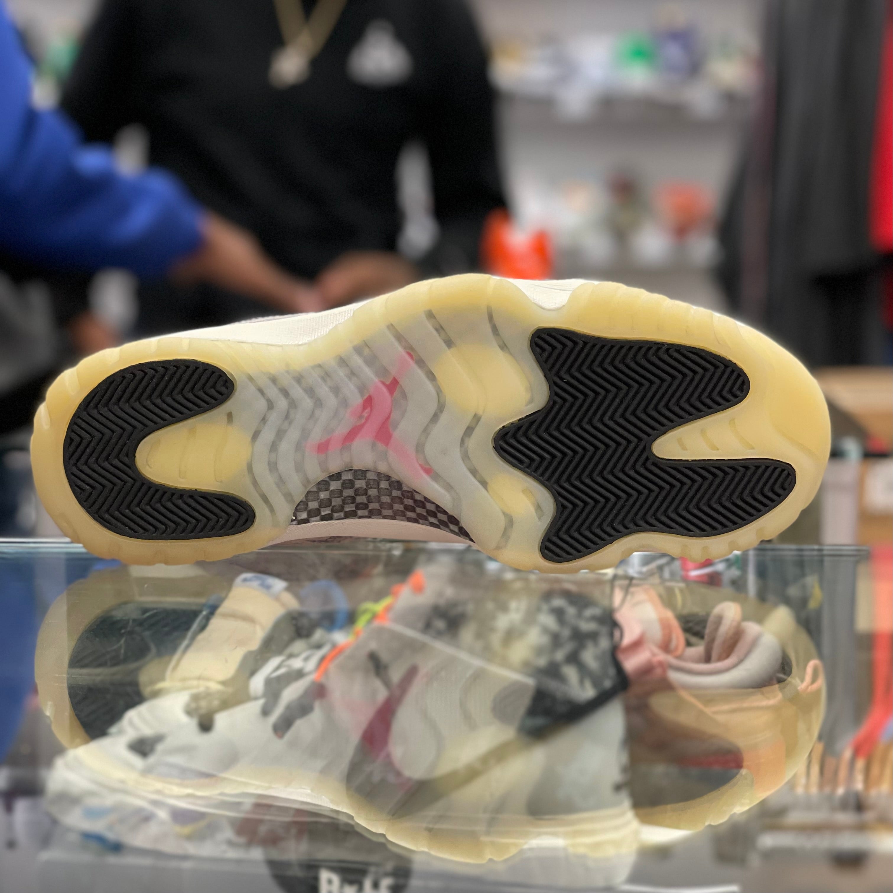 Air Jordan 11 Retro Low “Snake Light Bone”