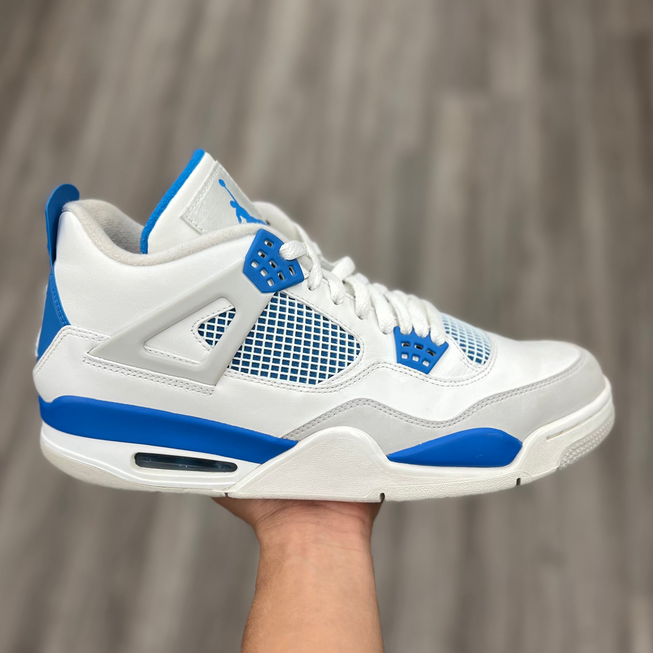 Air Jordan 4 Retro “Military 2012”