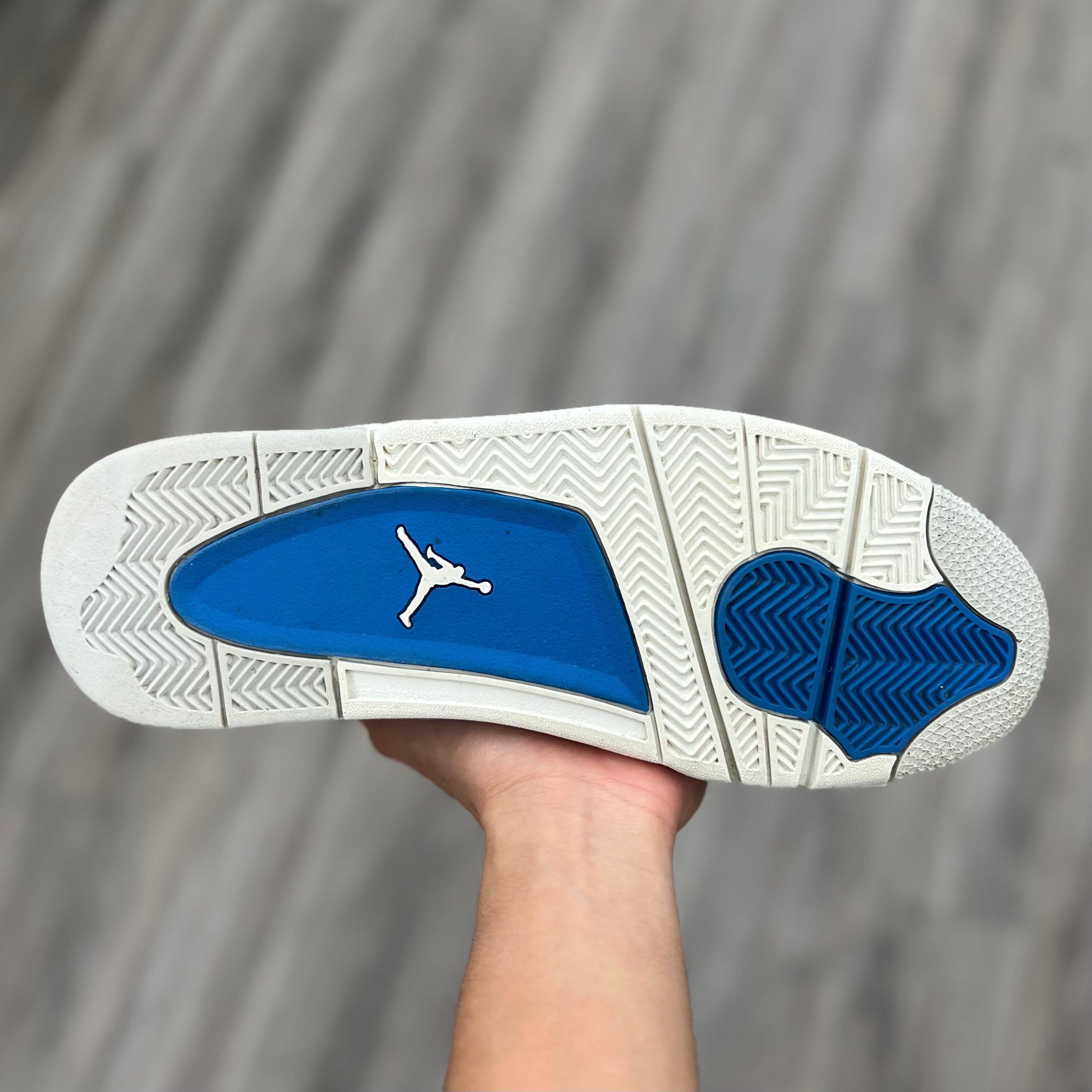 Air Jordan 4 Retro “Military 2012”