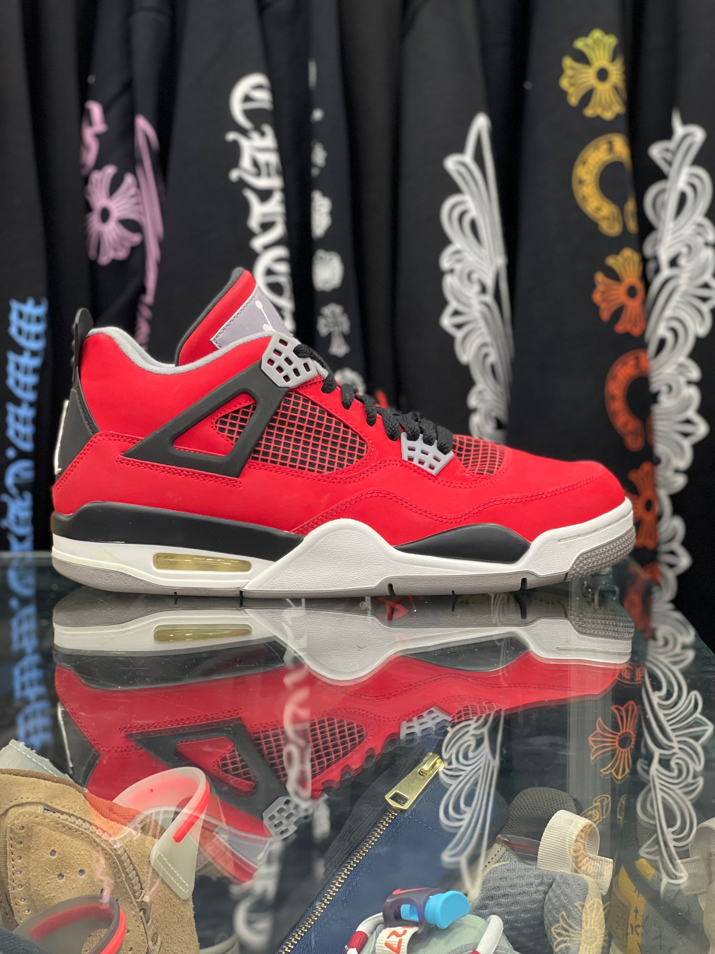 Air Jordan 4 Retro “Toro”