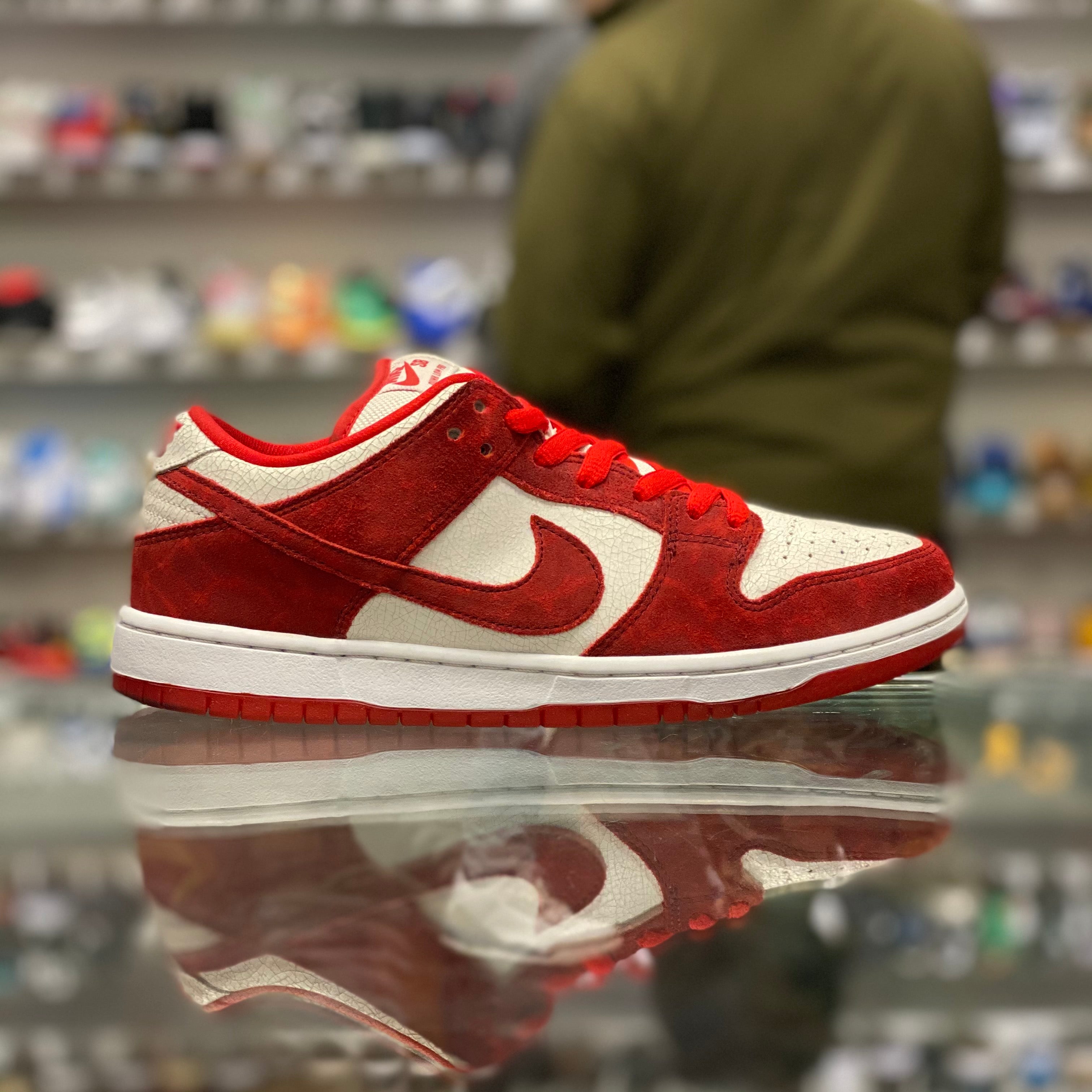 Nike Dunk SB Low “Valentines Day 2014”