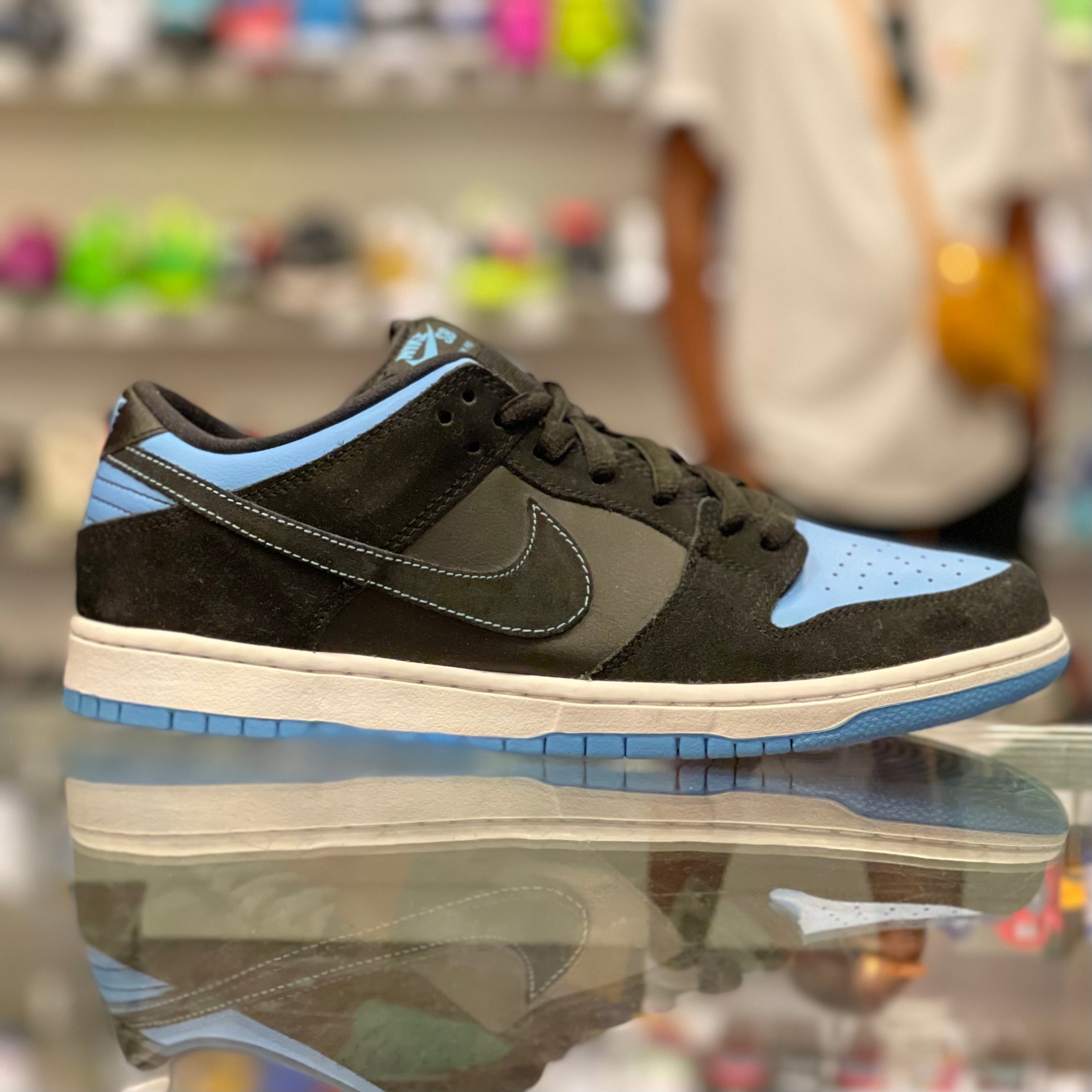 Nike SB Dunk Low Pro “Sub Zero”