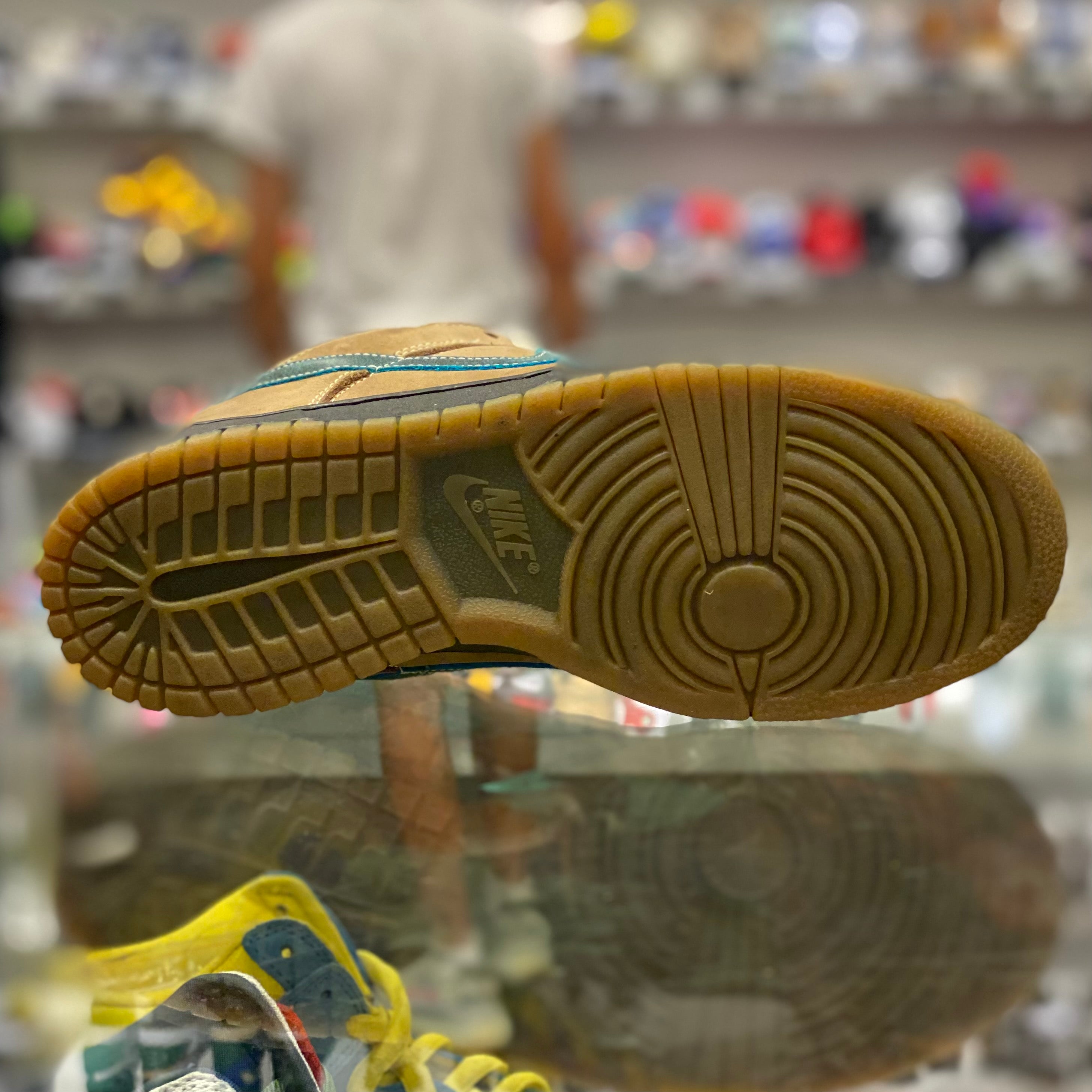 Nike SB Dunk Low “Slam City”