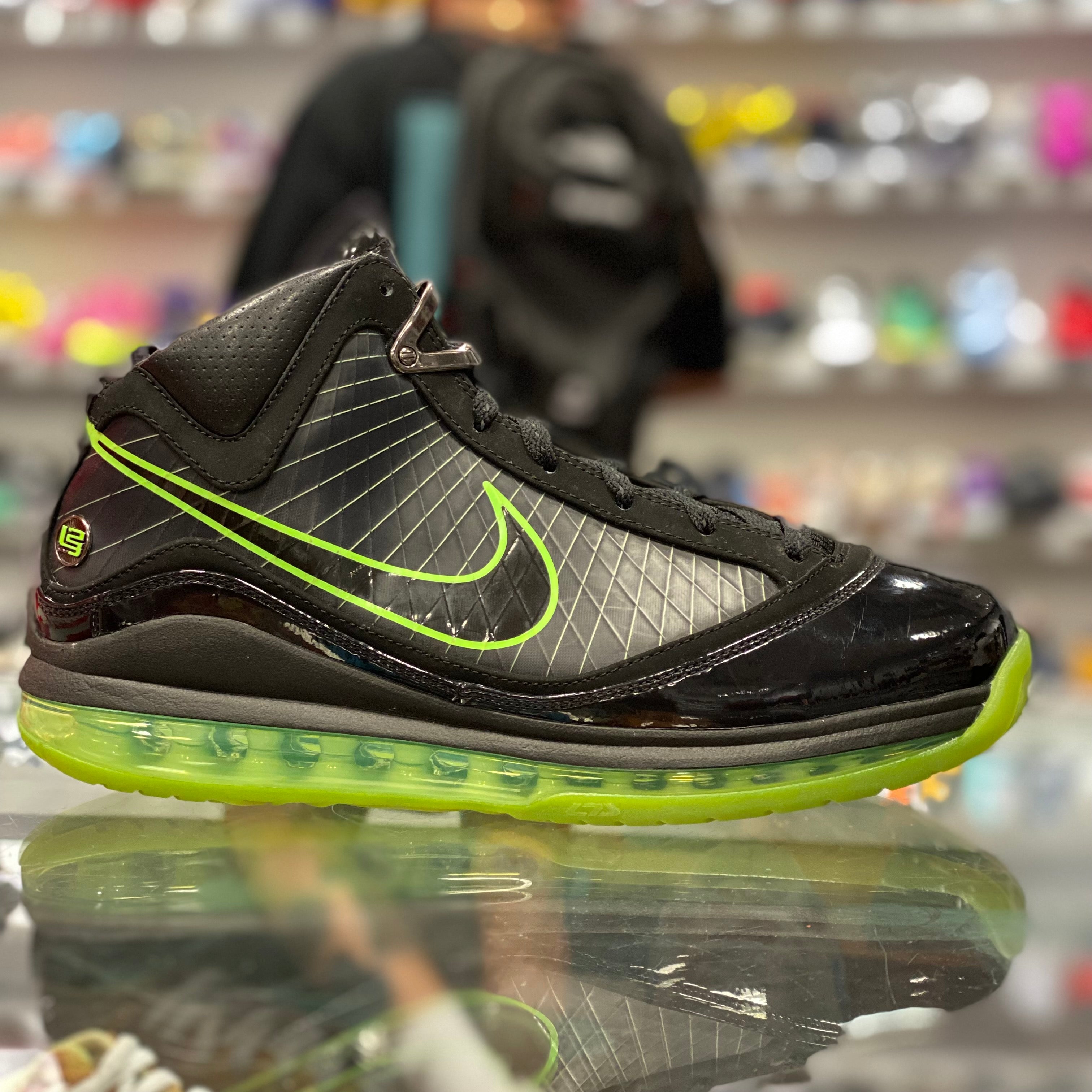 Nike Lebron 7 “Dunk Man”