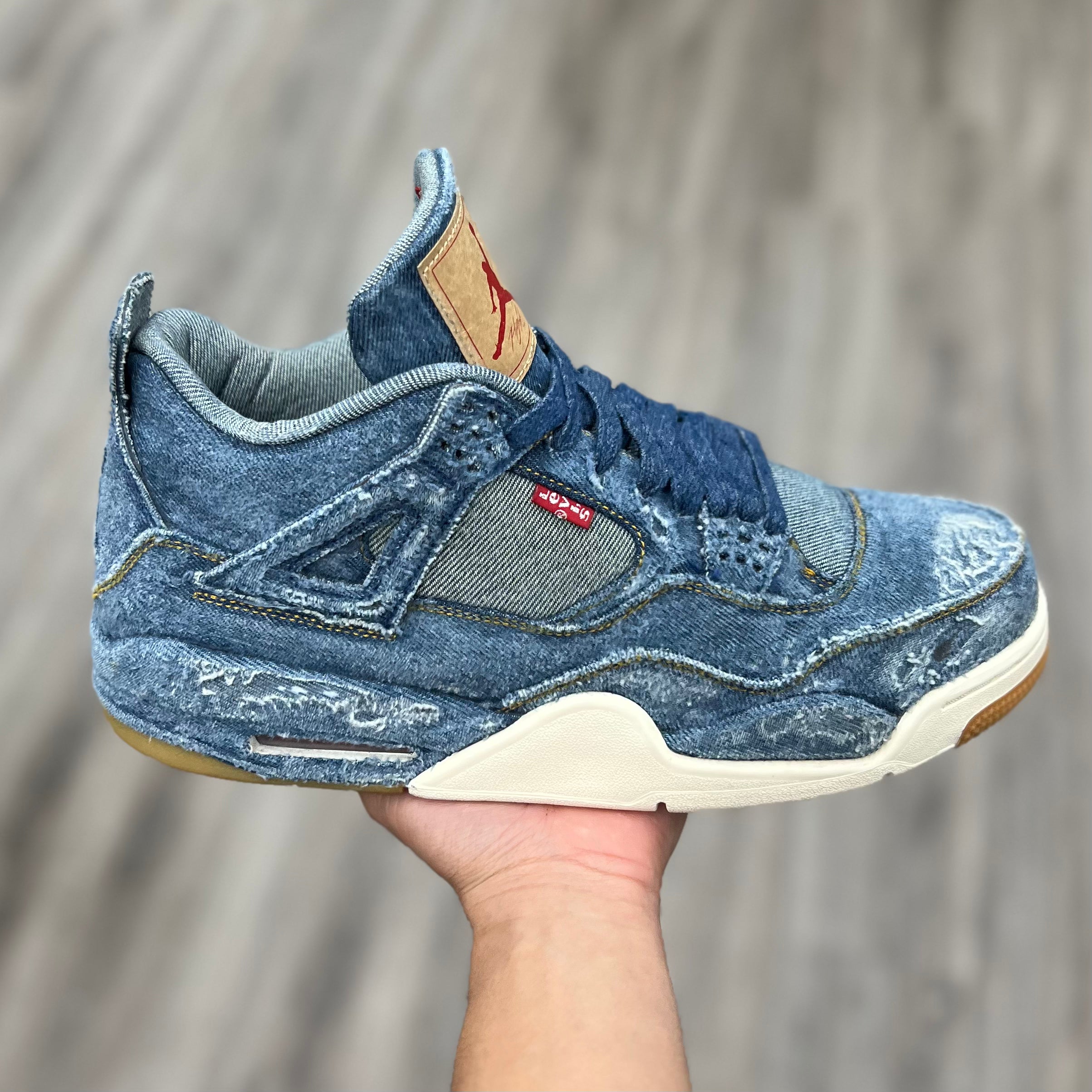 Air Jordan 4 Retro “Levi’s Blue”