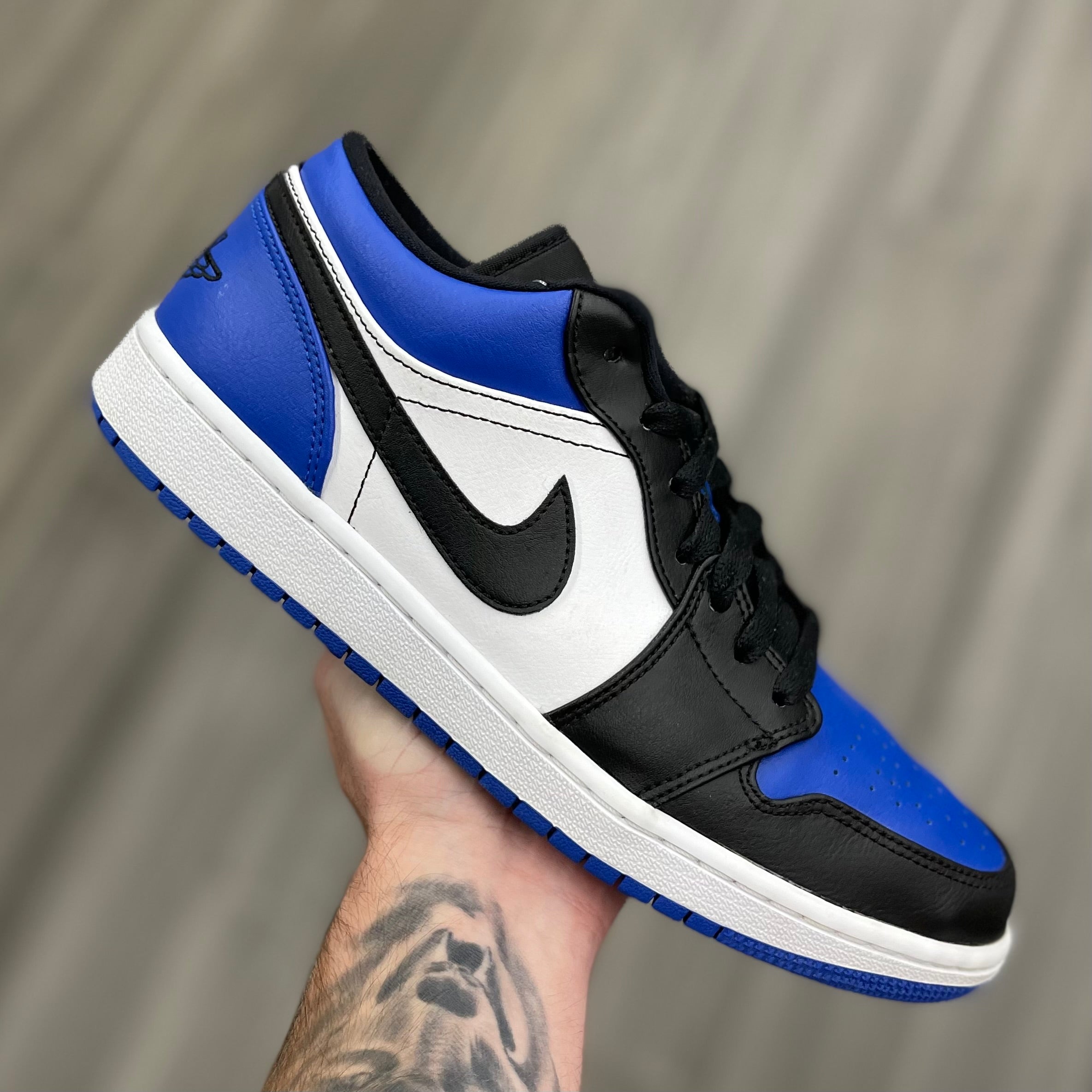 Air Jordan 1 Retro Low “Royal Toe”
