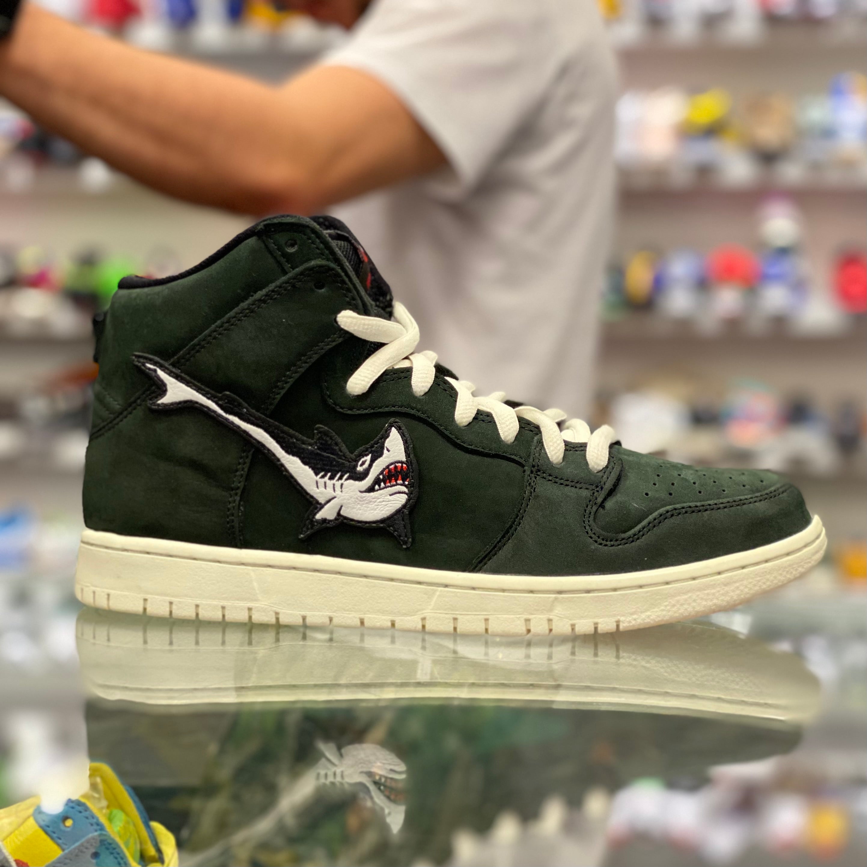 Nike SB Dunk High “Oski Shark”
