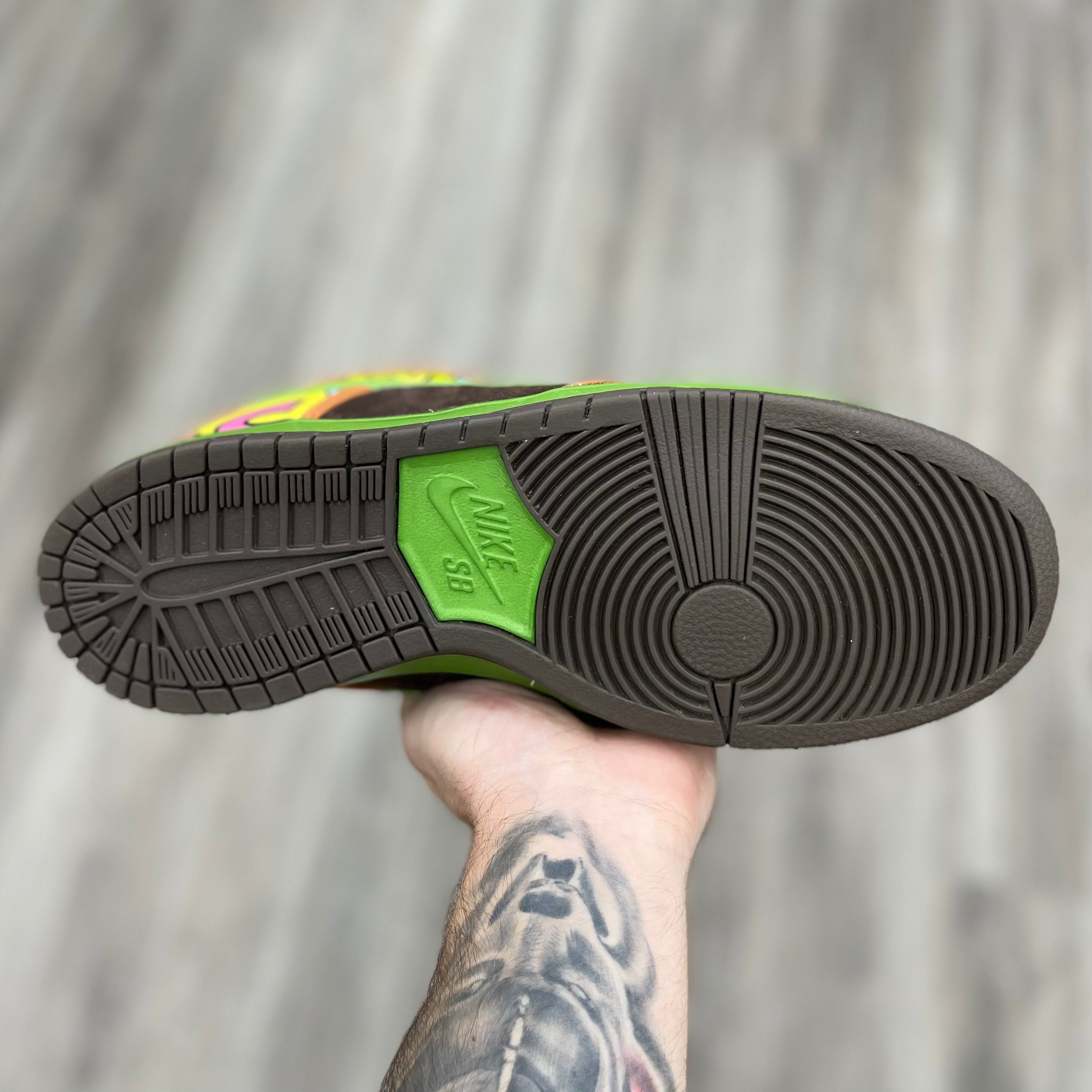 Nike SB Dunk Low “De La Soul”