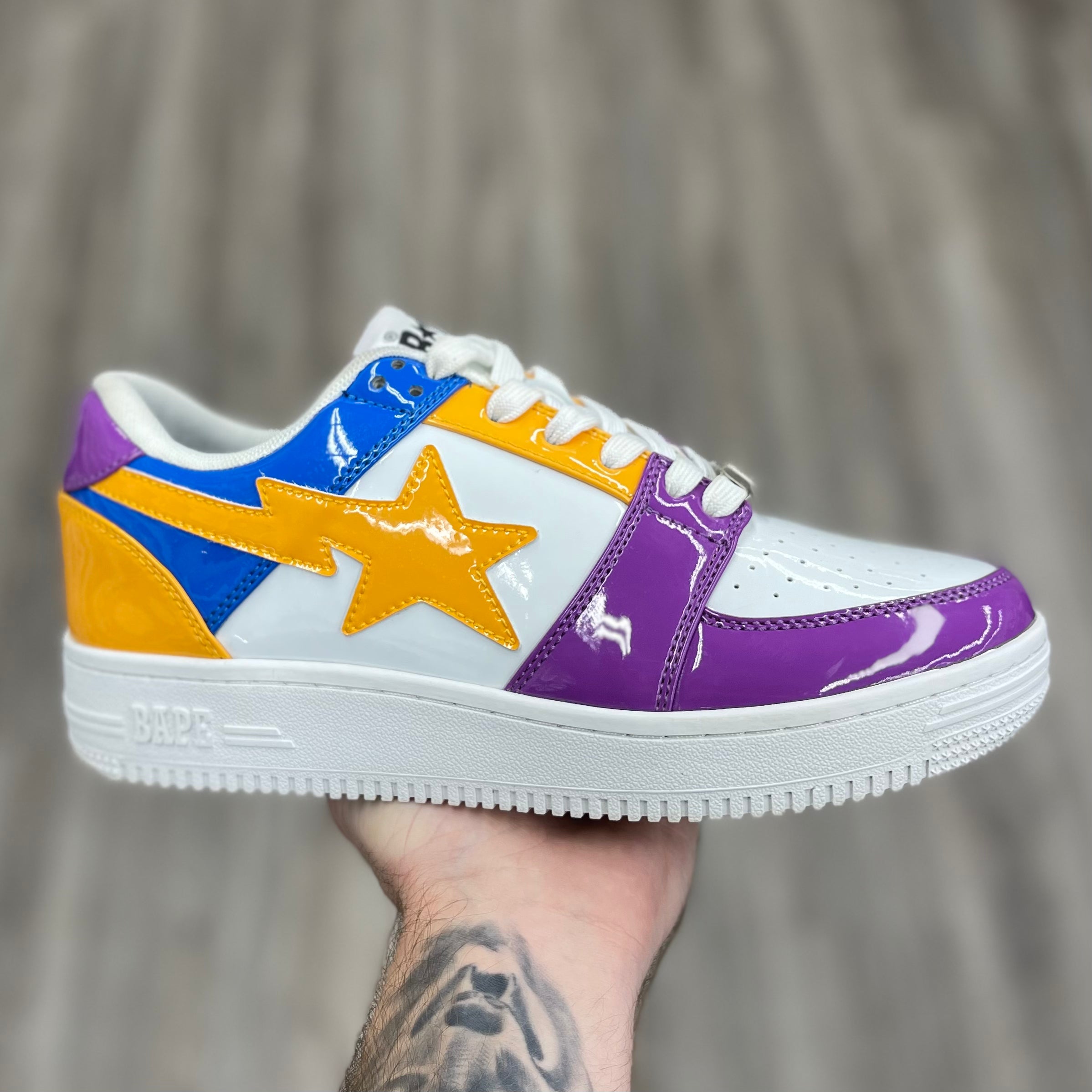 A Bathing Ape Bapesta Low "LA Exclusive"