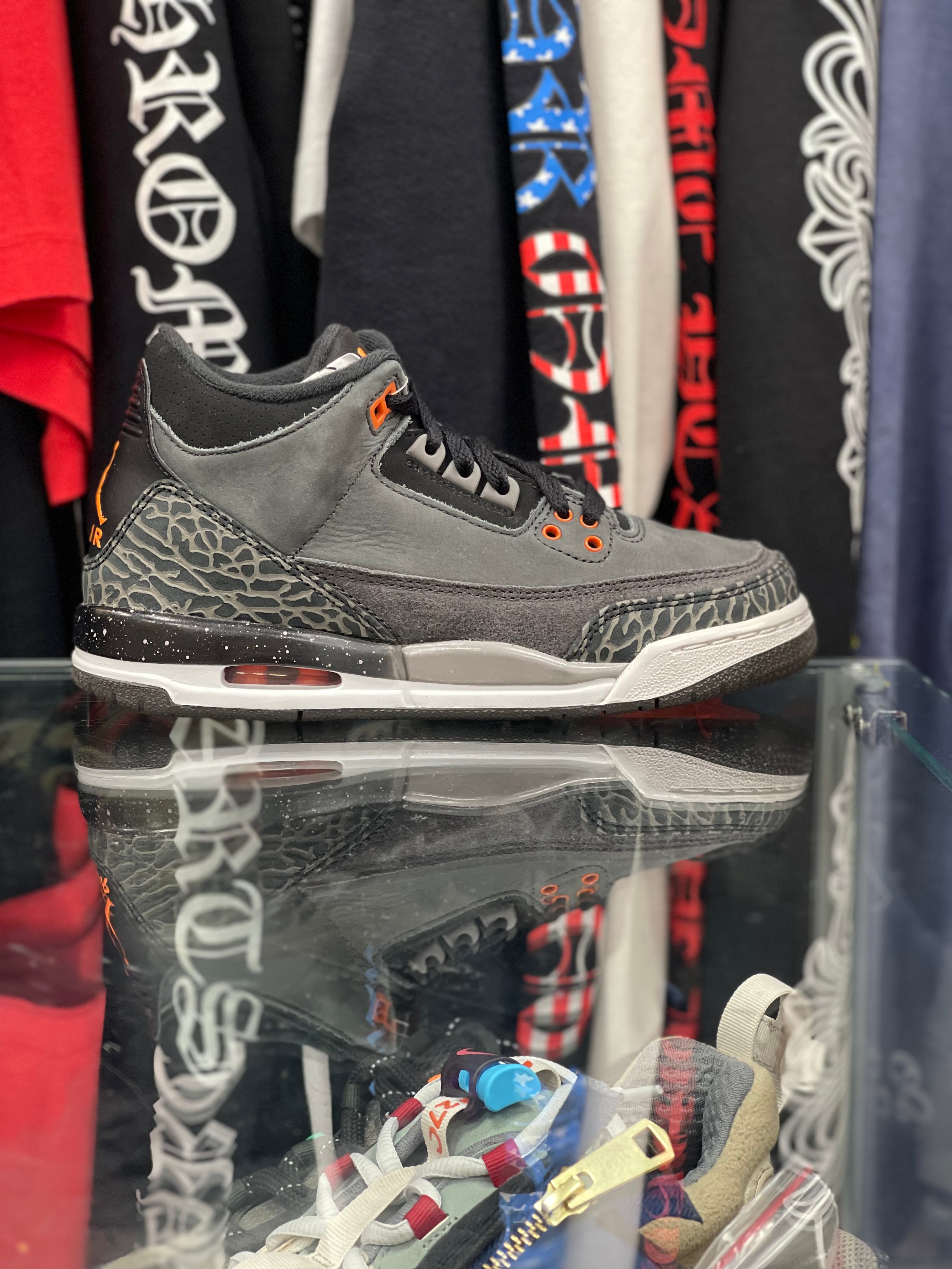 Air Jordan 3 Retro “Fear”