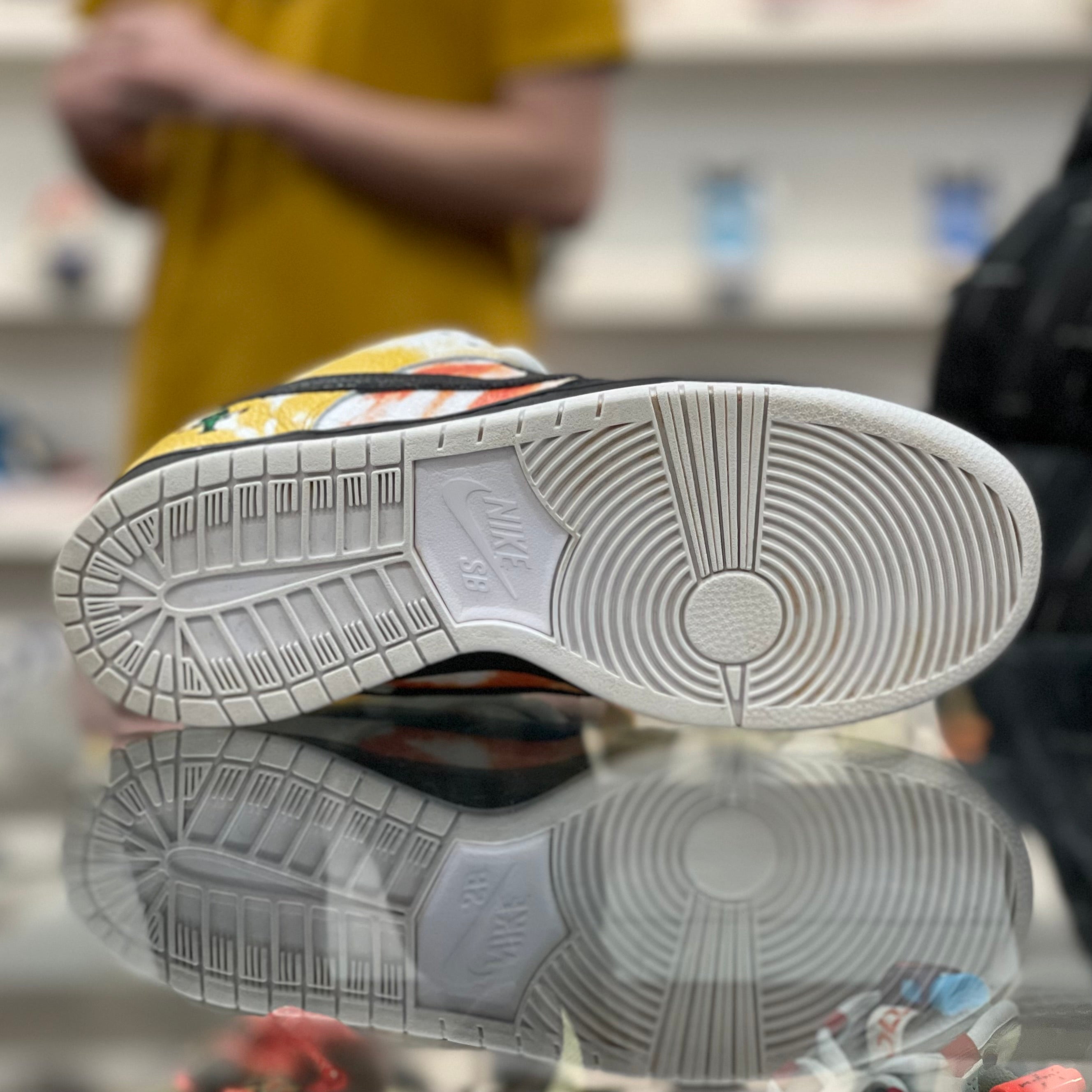 Nike Sb Dunk Low Ray Gun “Tie-Dye Black”