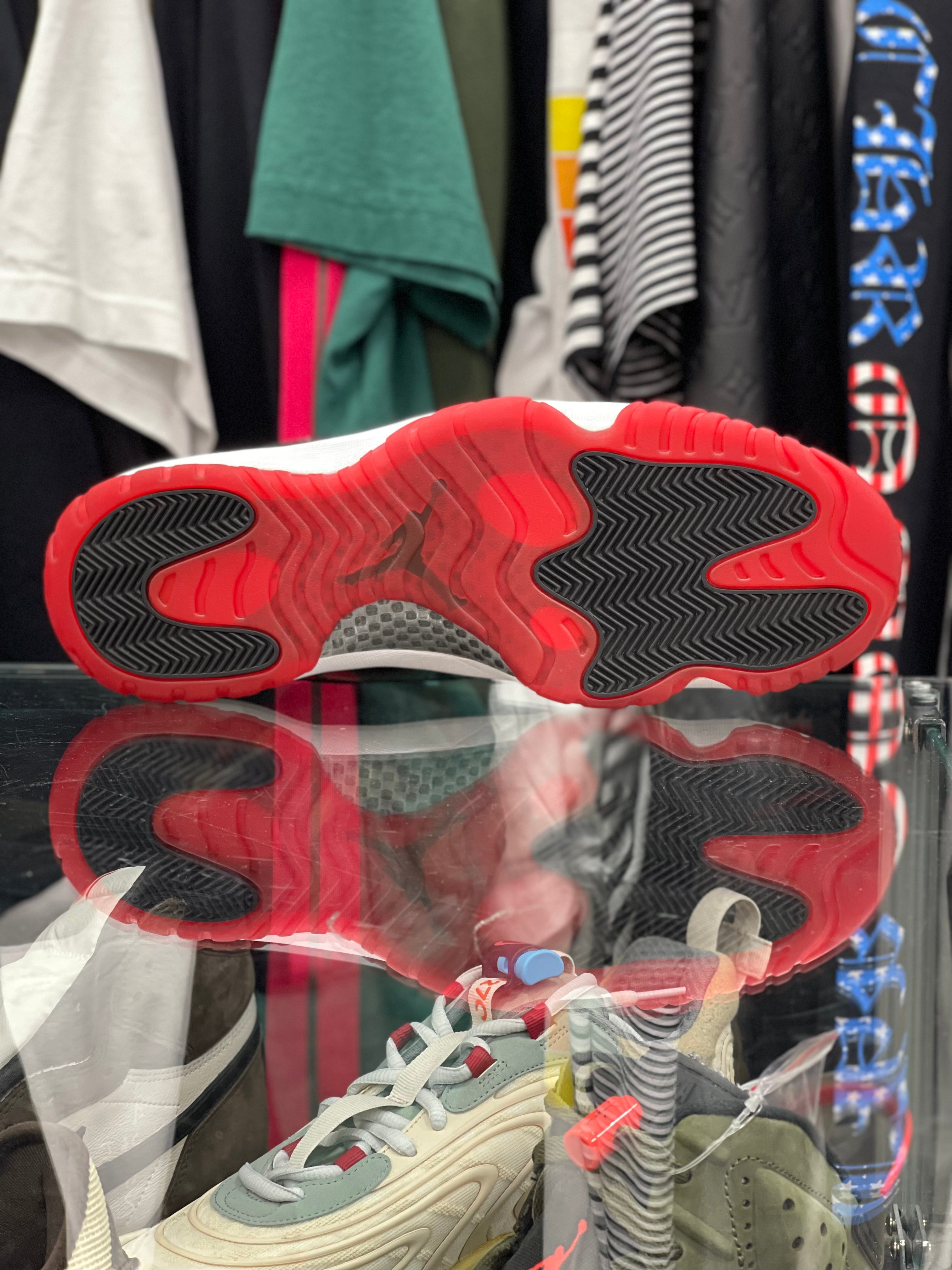 Air Jordan 11 Retro “Bred 2012”