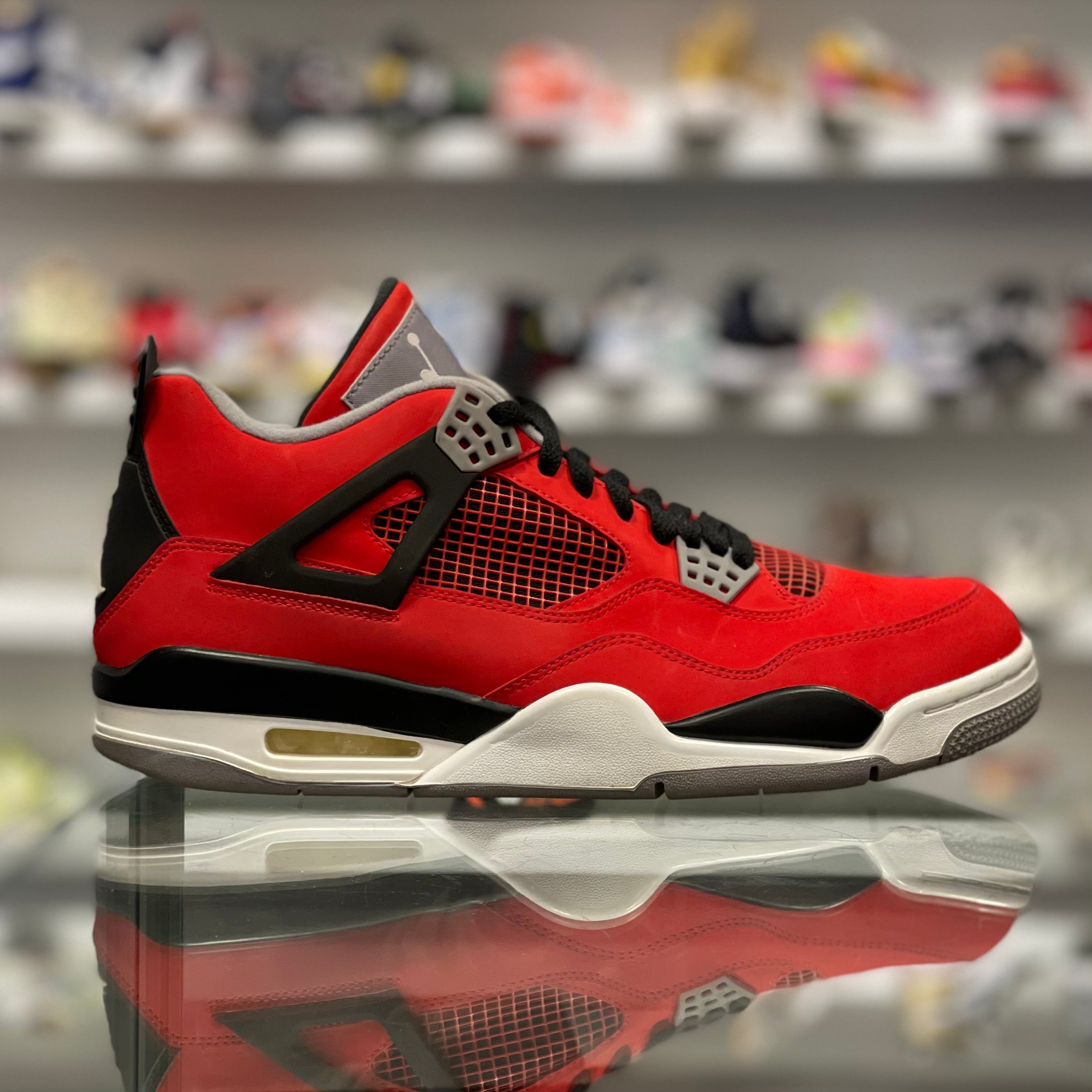 Air Jordan 4 Retro “Toro”