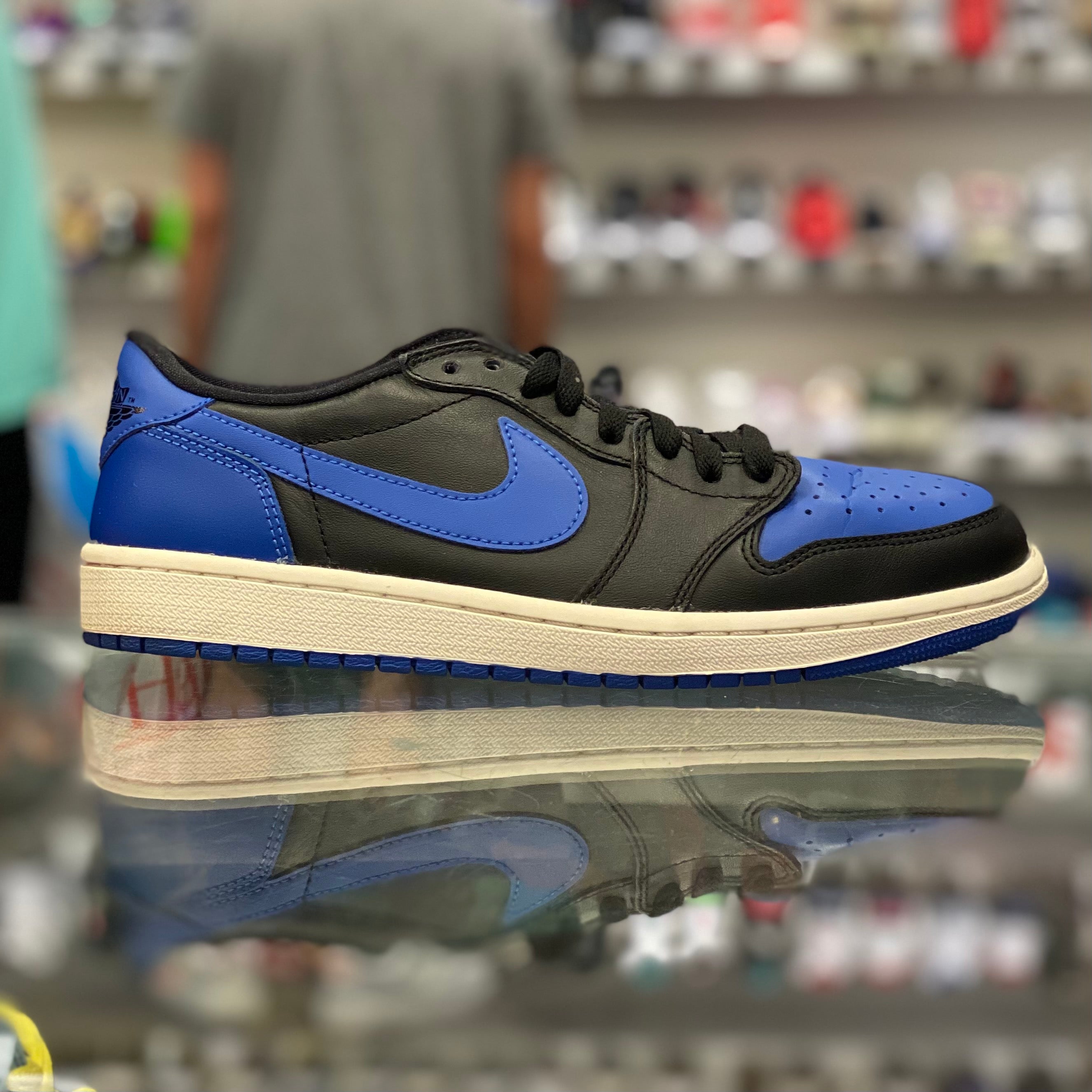 Air Jordan 1 Retro Low “Royal”