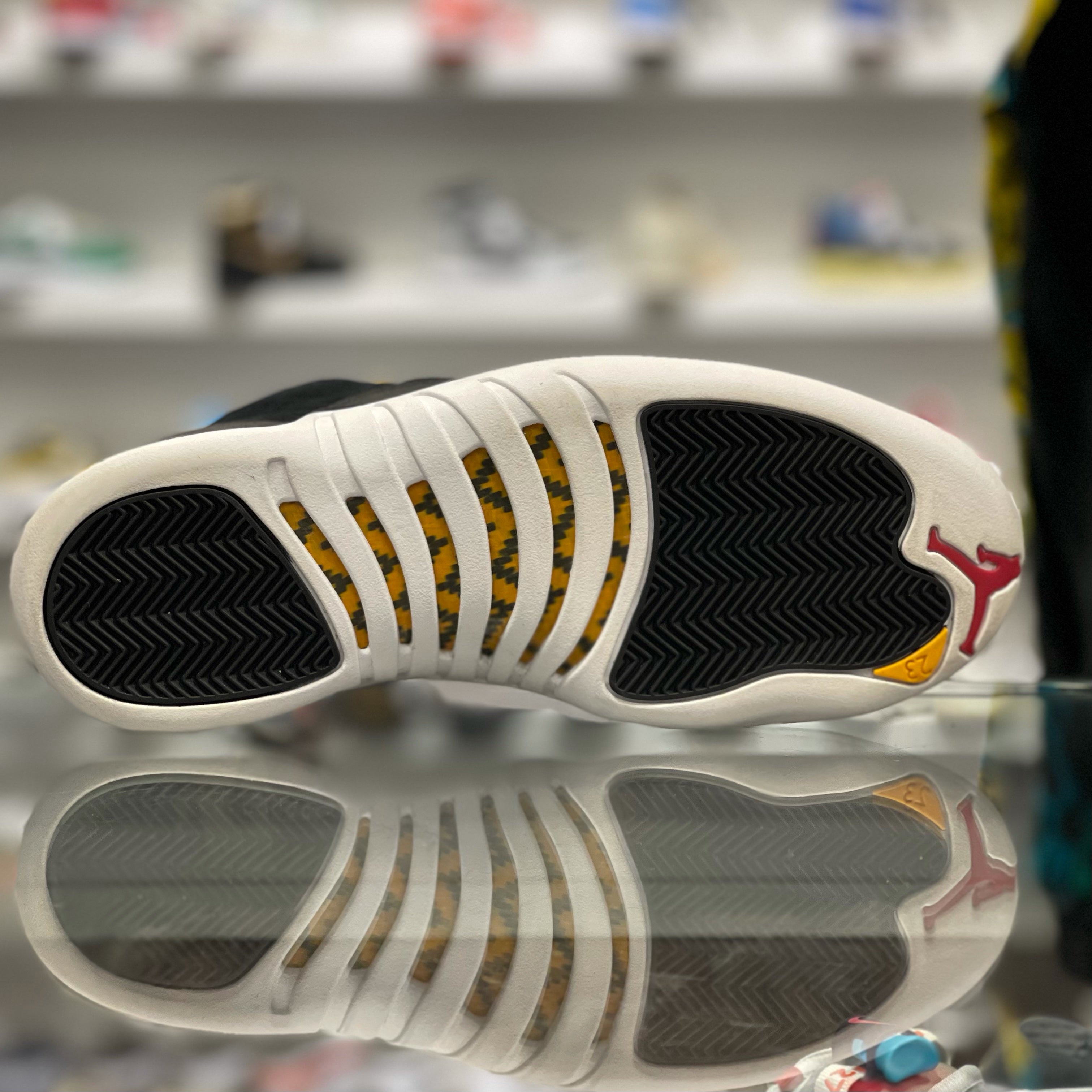 Air Jordan 12 Retro “Reverse Taxi”