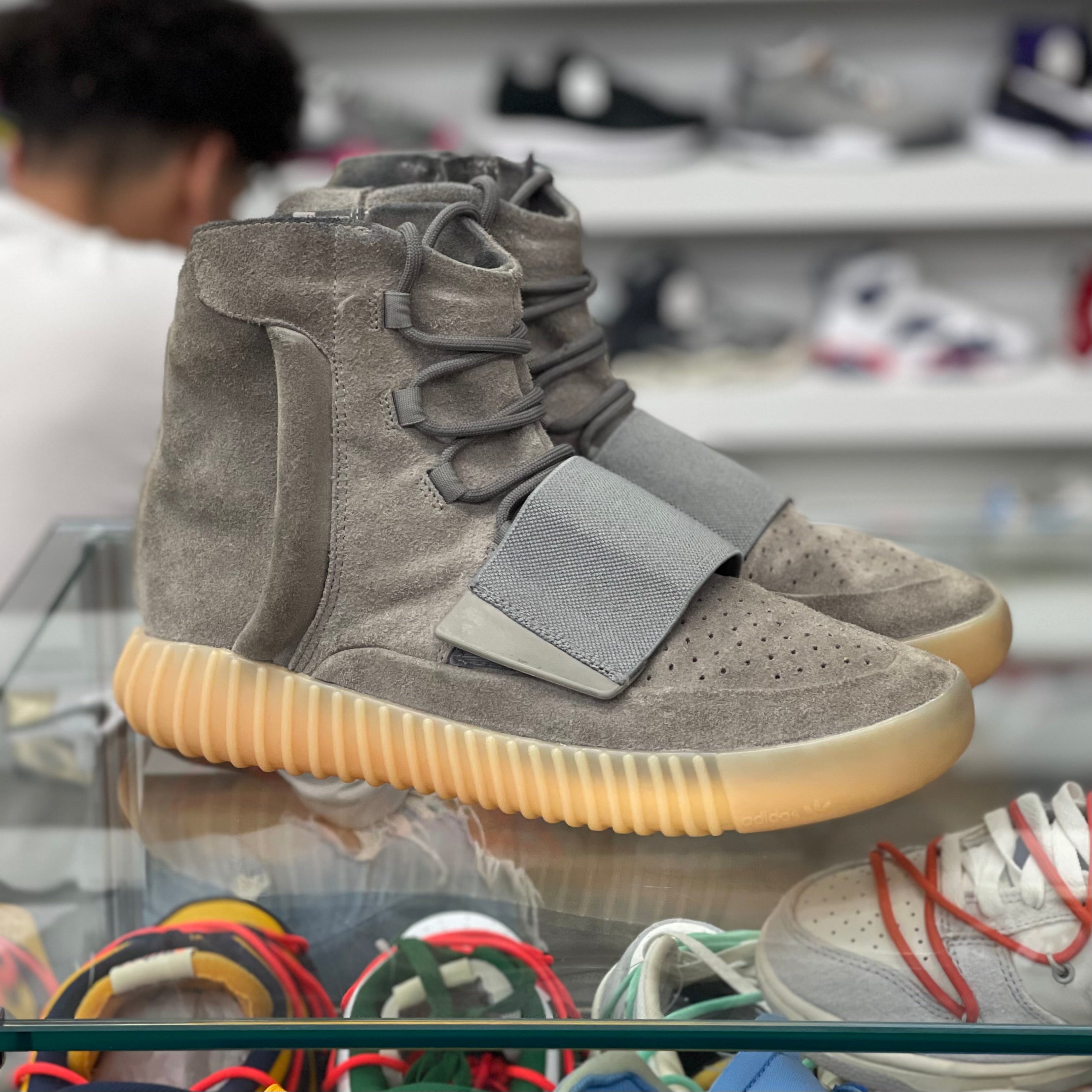 Adidas Yeezy Boost 750 “Light Grey Glow in the Dark”
