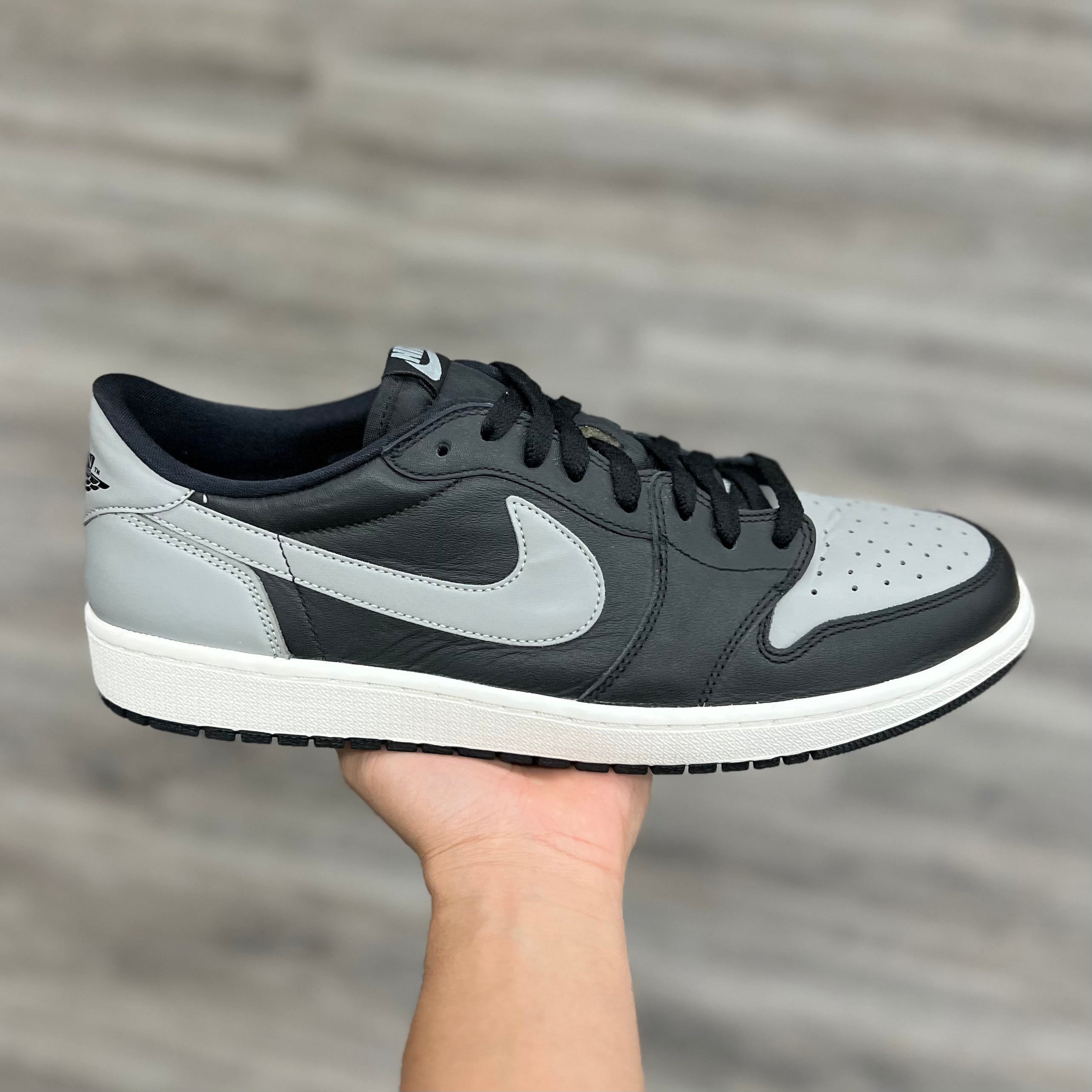 Air Jordan Retro 1 Low “Shadow”