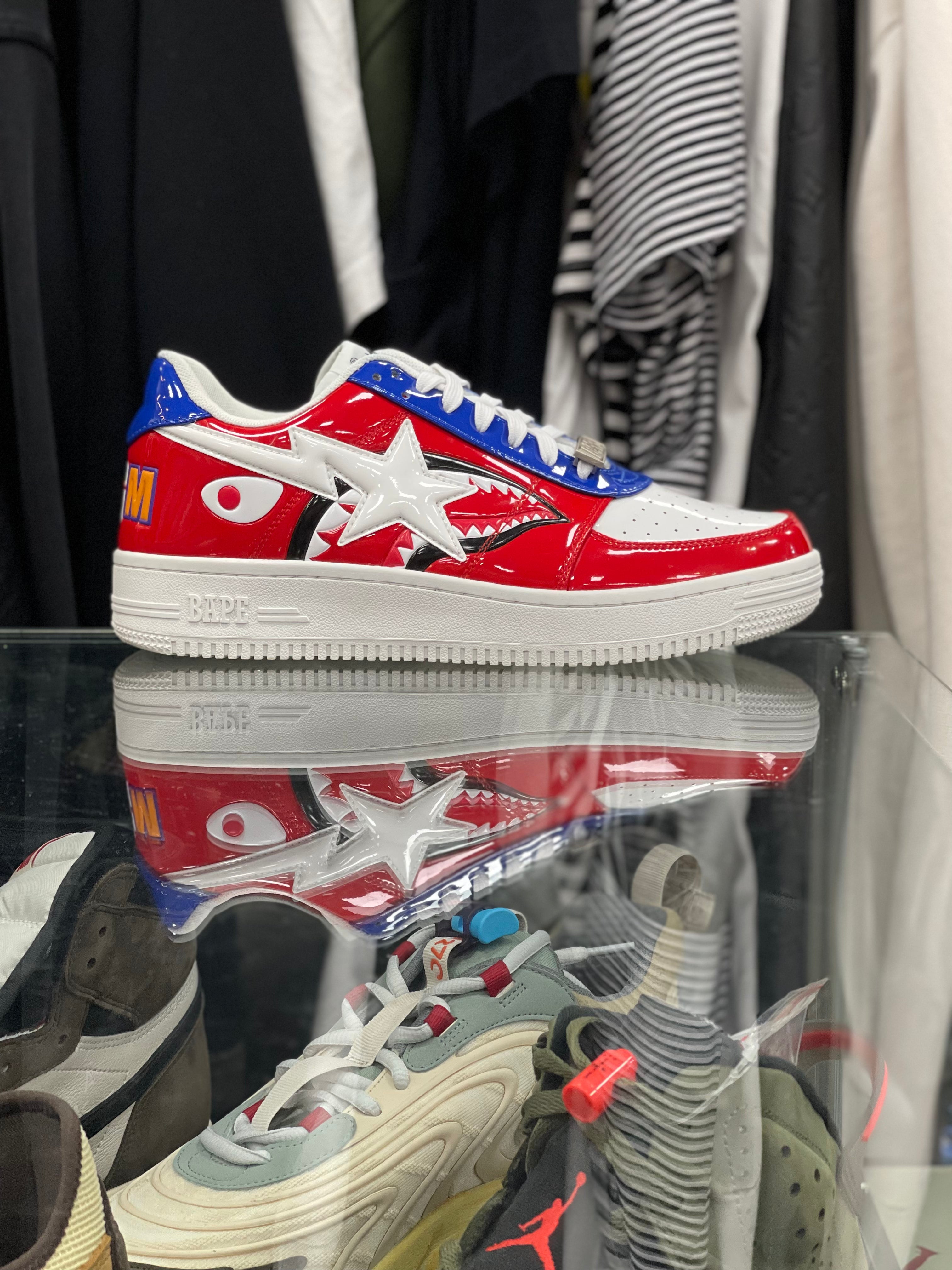 Bapesta Low “M2 Red Shark Face”