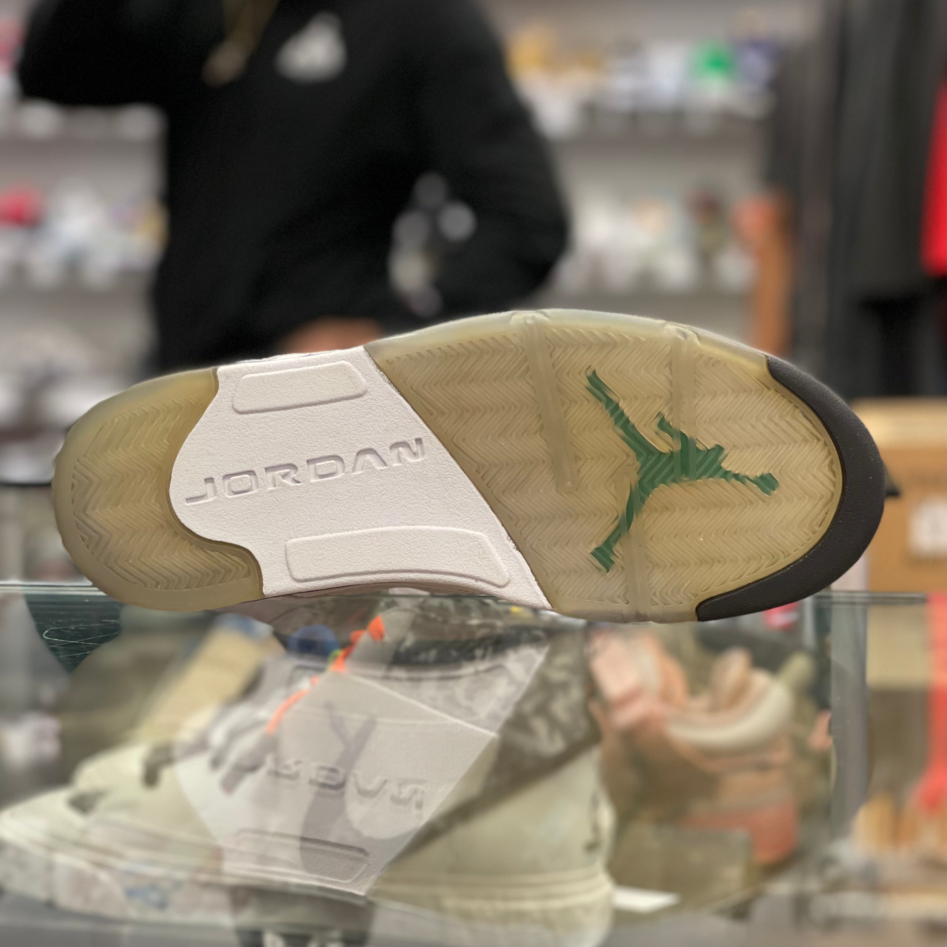 Air Jordan Retro 5 “Grape 2013”