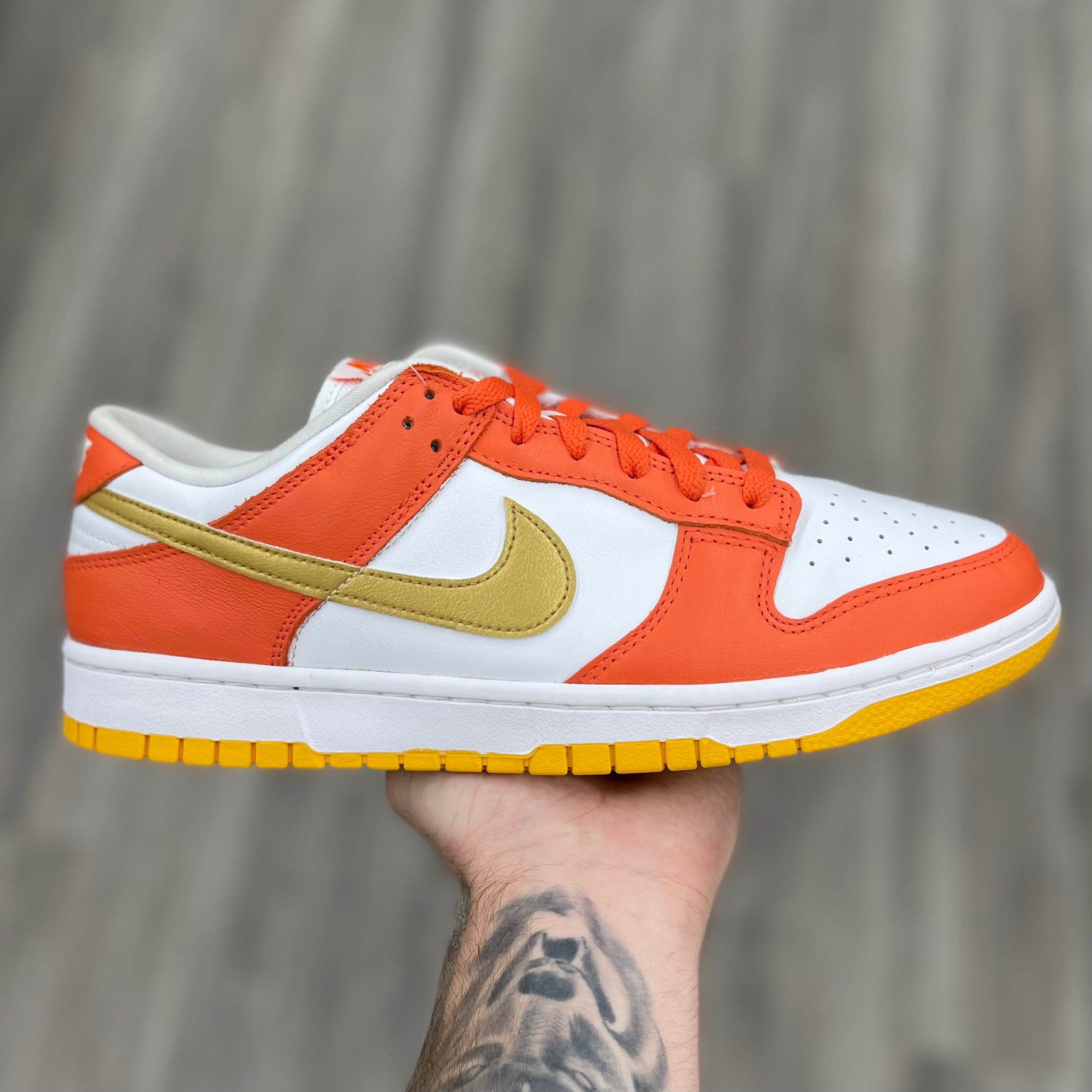 Nike Dunk Low "University Gold" (W)