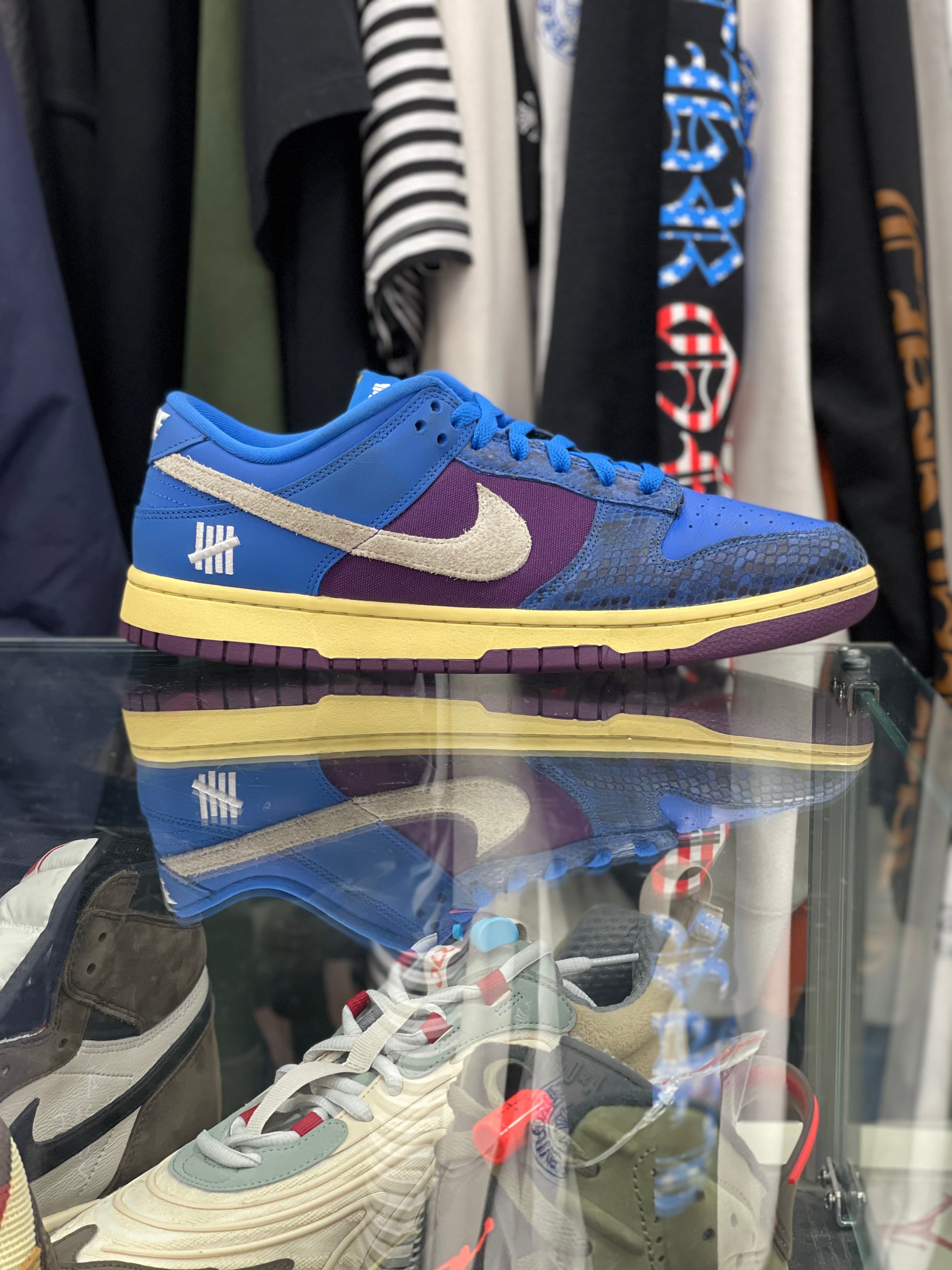 Nike Dunk Low SP “Undefeated 5 On It Dunk VS AF1”