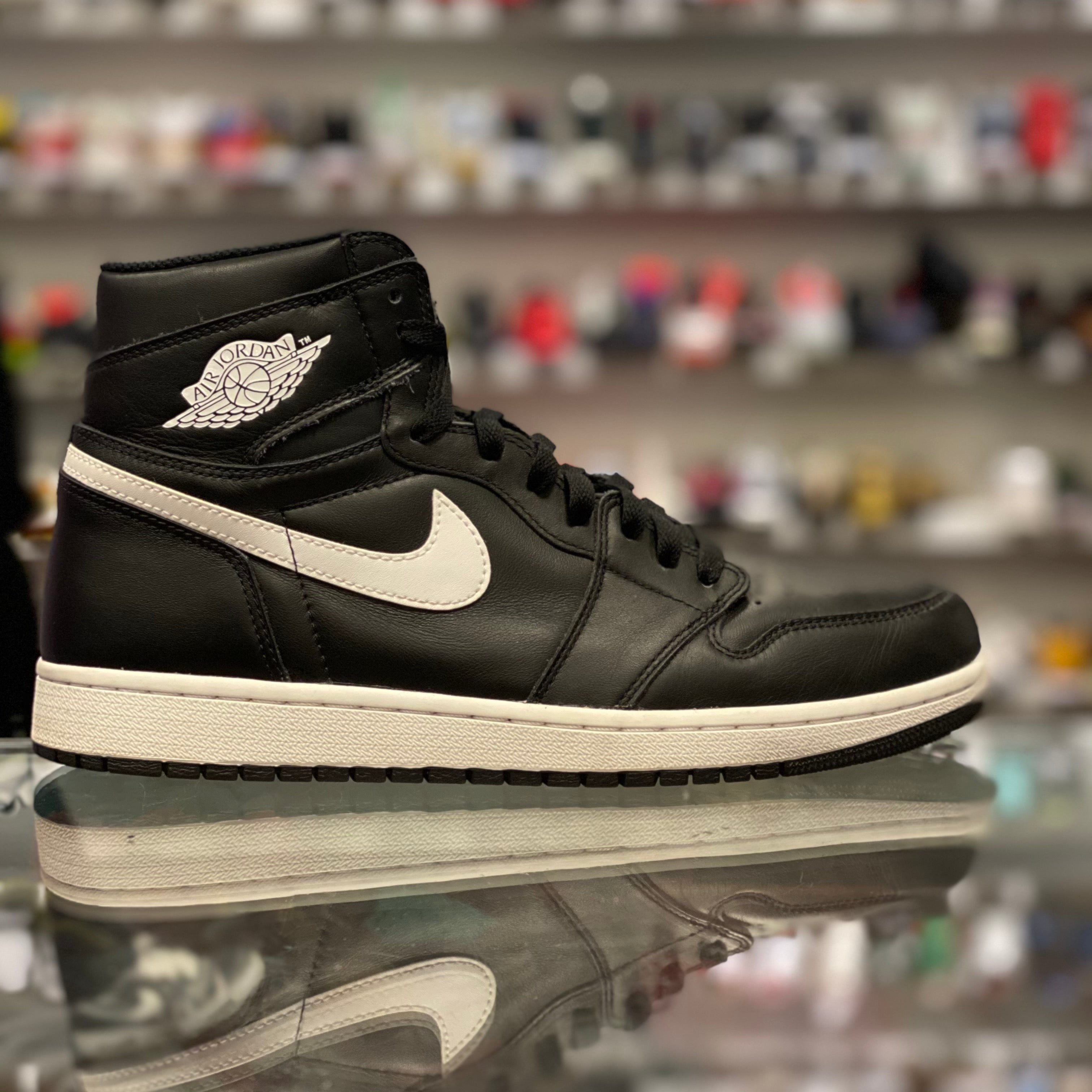 Air Jordan 1 Retro “Black Ying Yang”