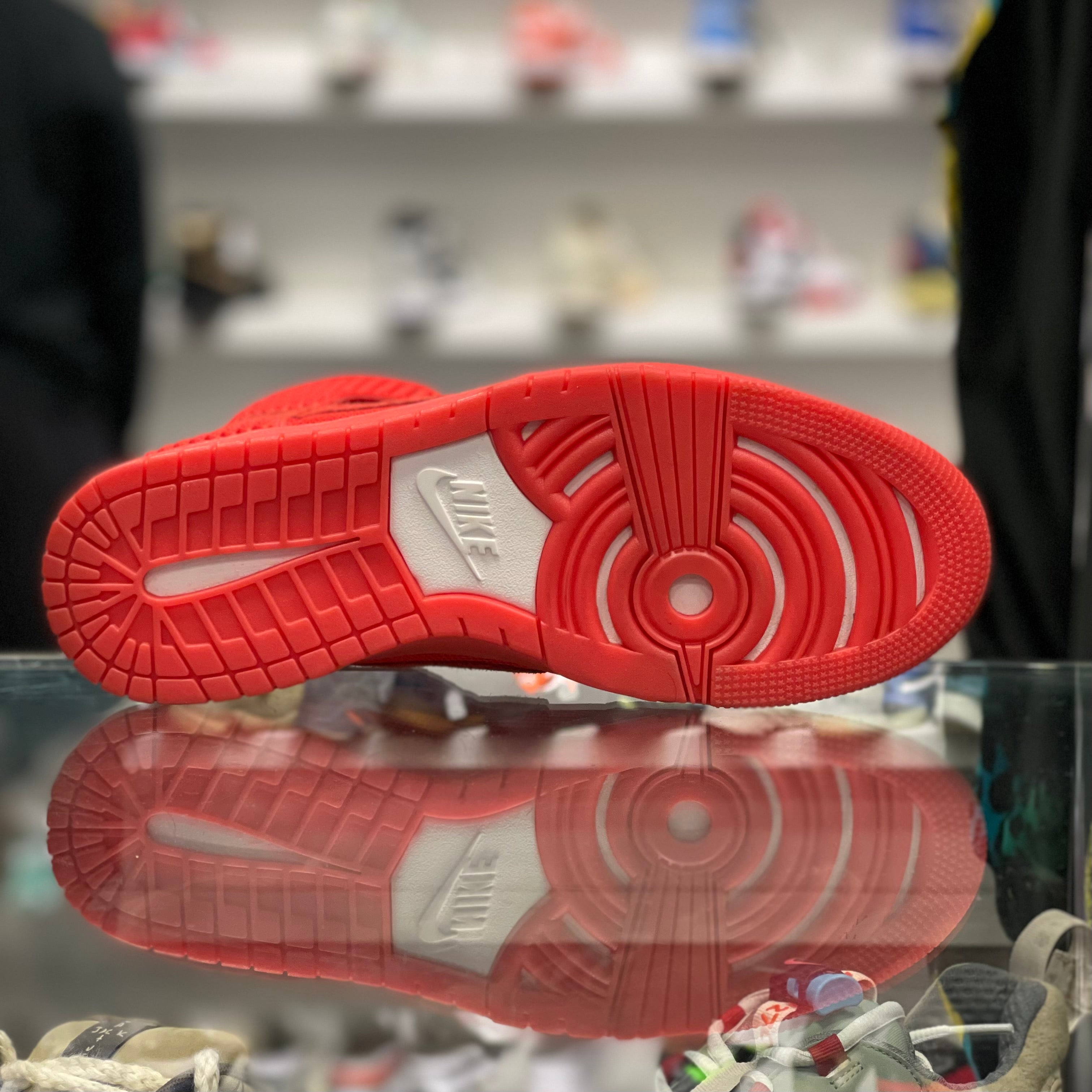 Nike Dunk High “Red October”