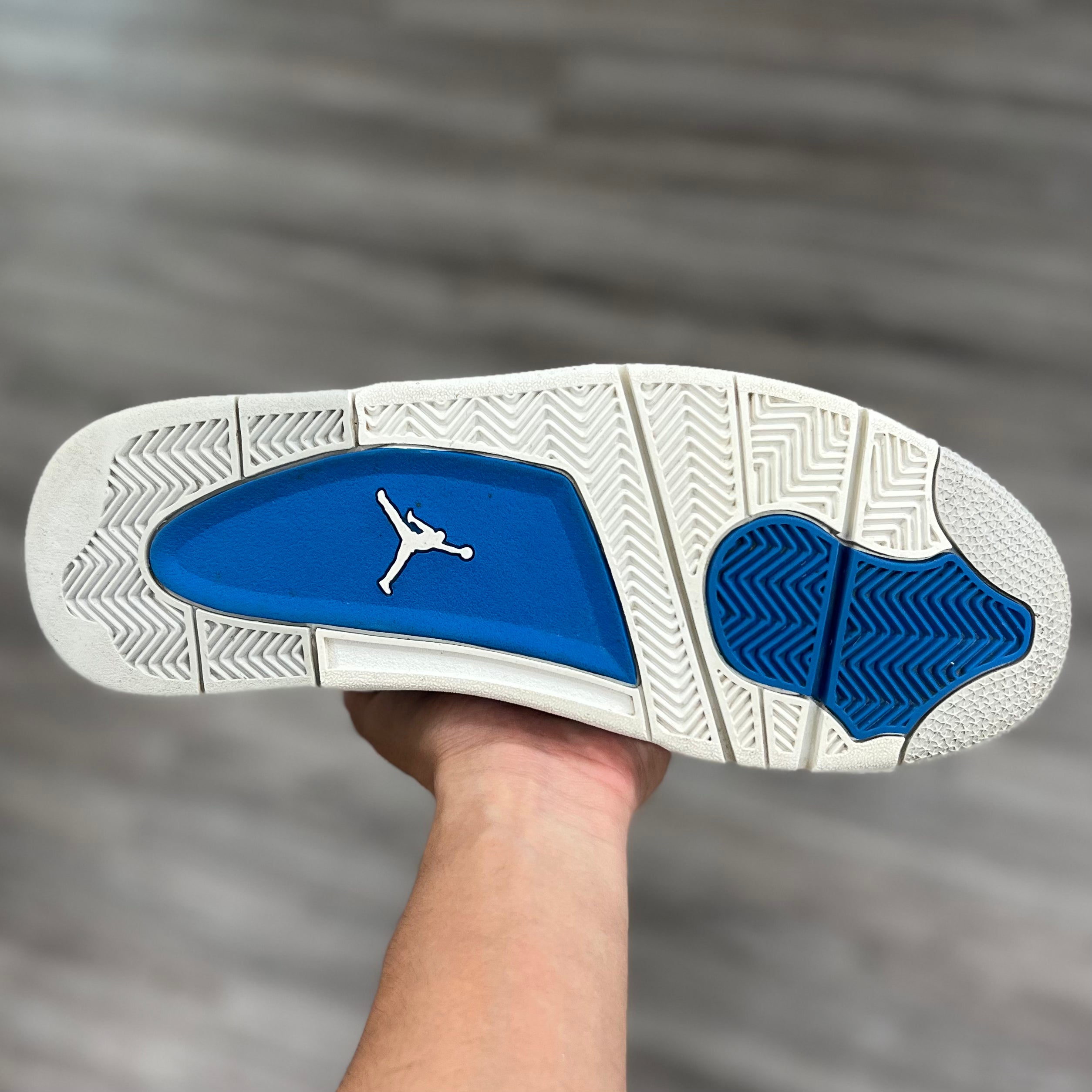 Air Jordan 4 Retro “Military 2012”