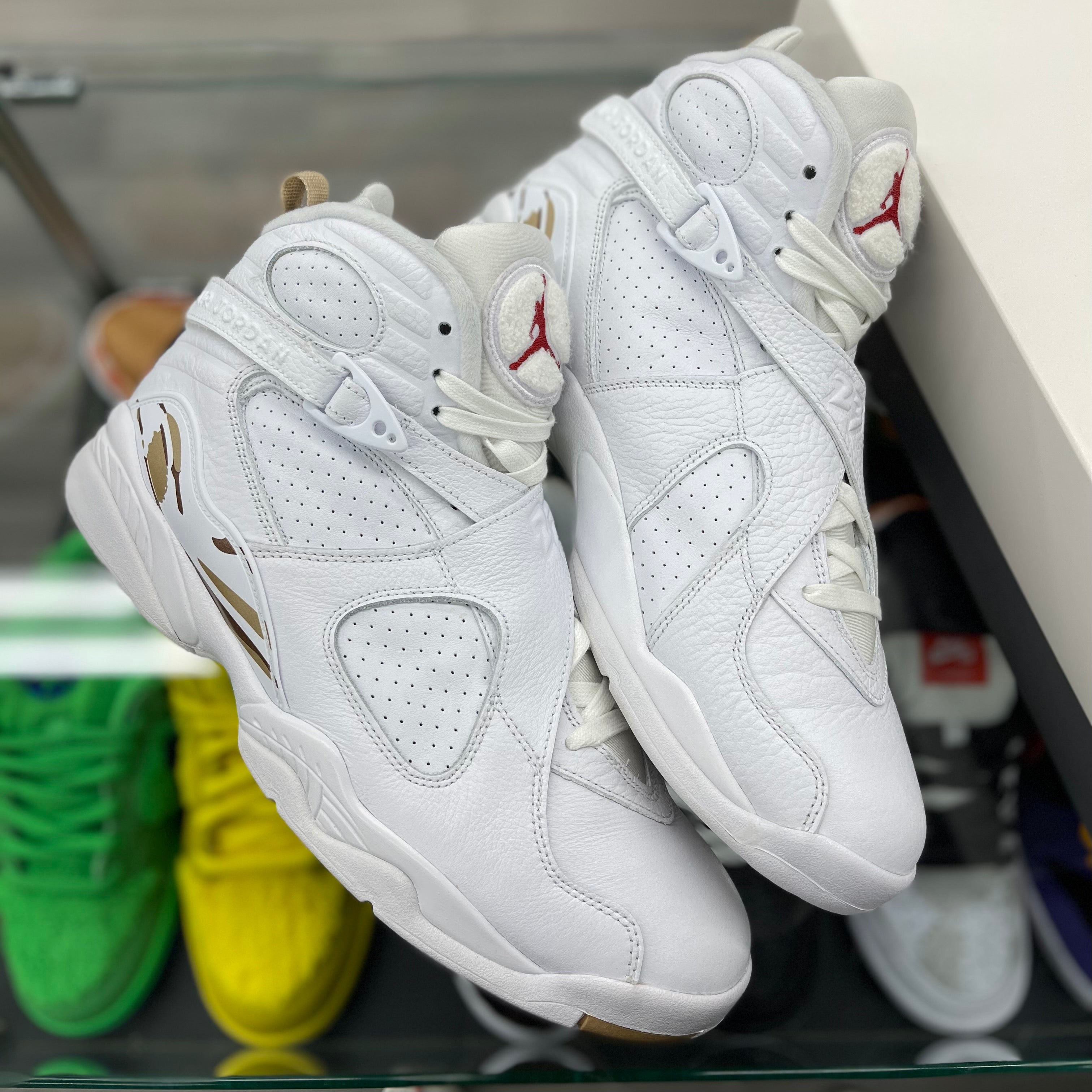Air Jordan 8 Retro “White OVO”