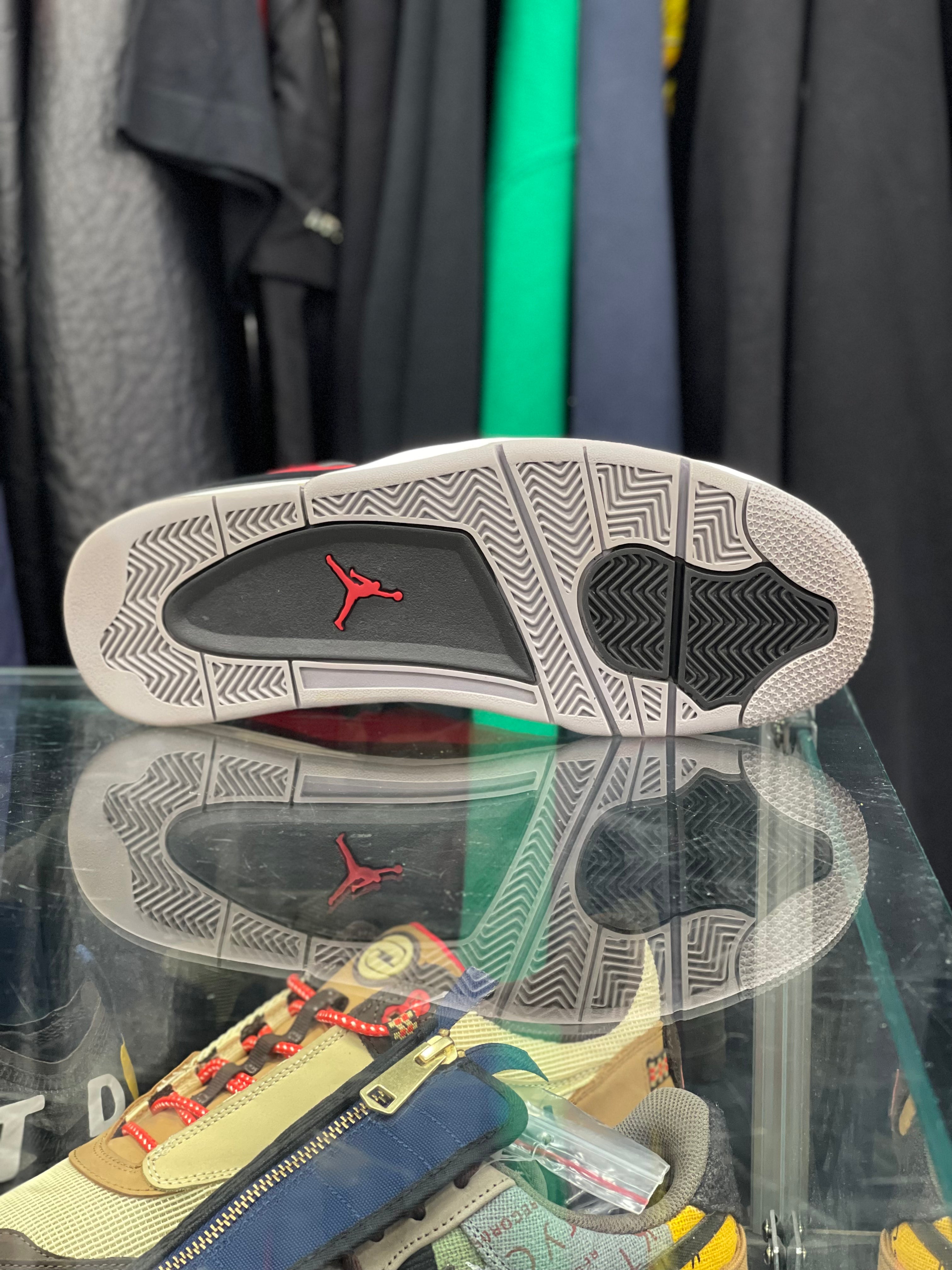 Air Jordan 4 Retro “Toro”