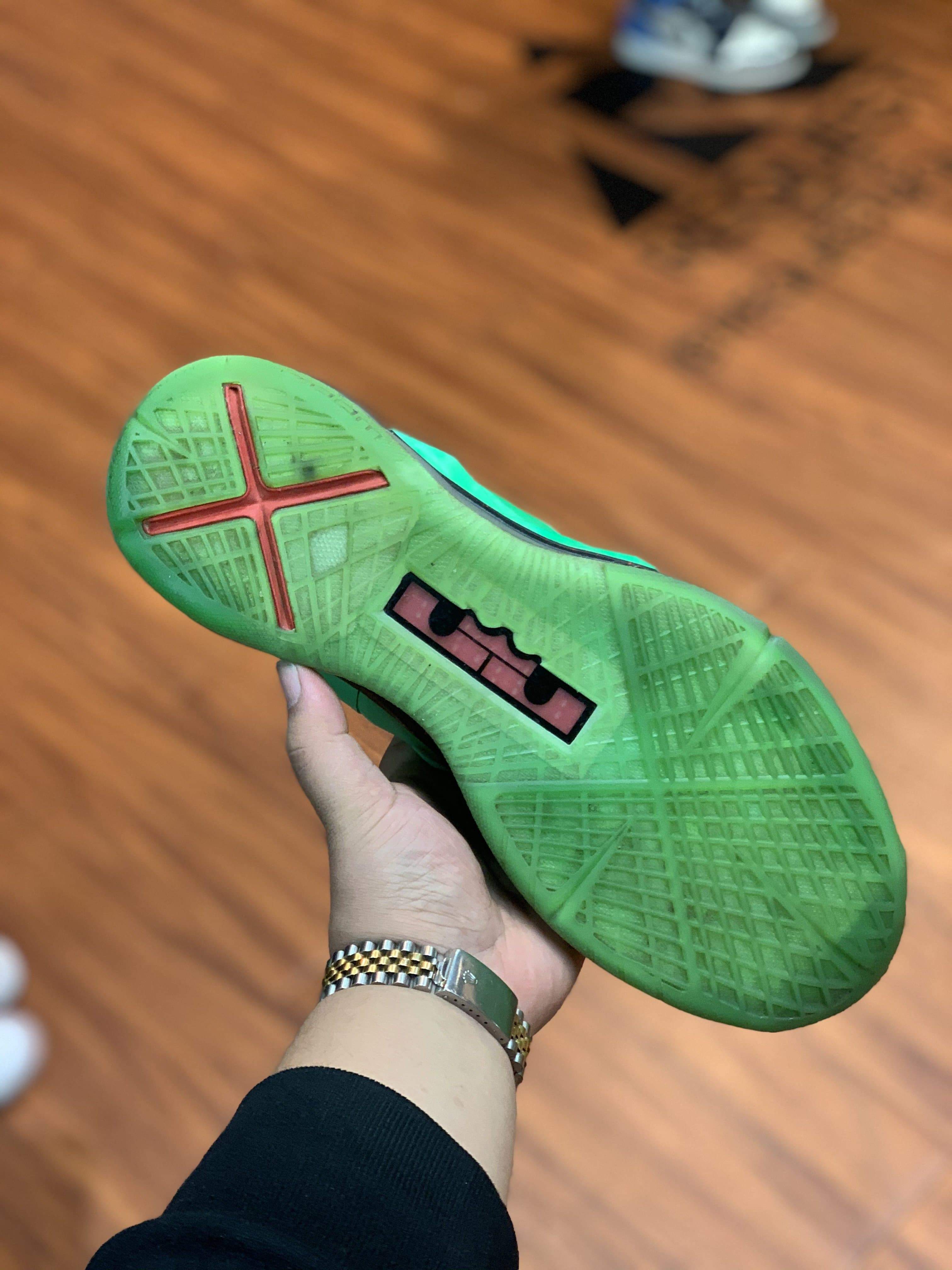 LeBron X “Cutting Jade”