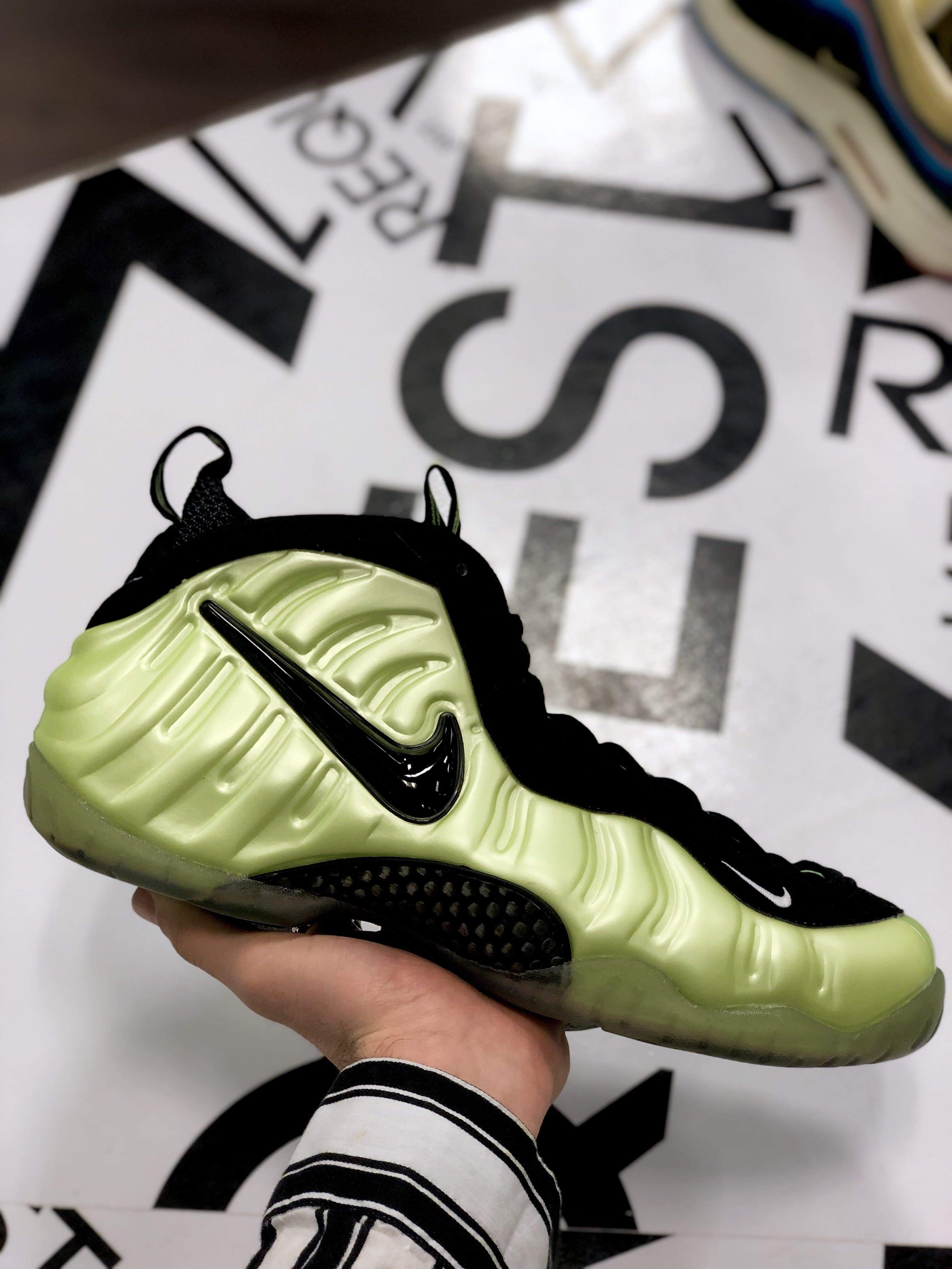 Nike Air Foamposite Pro “Electric Green”