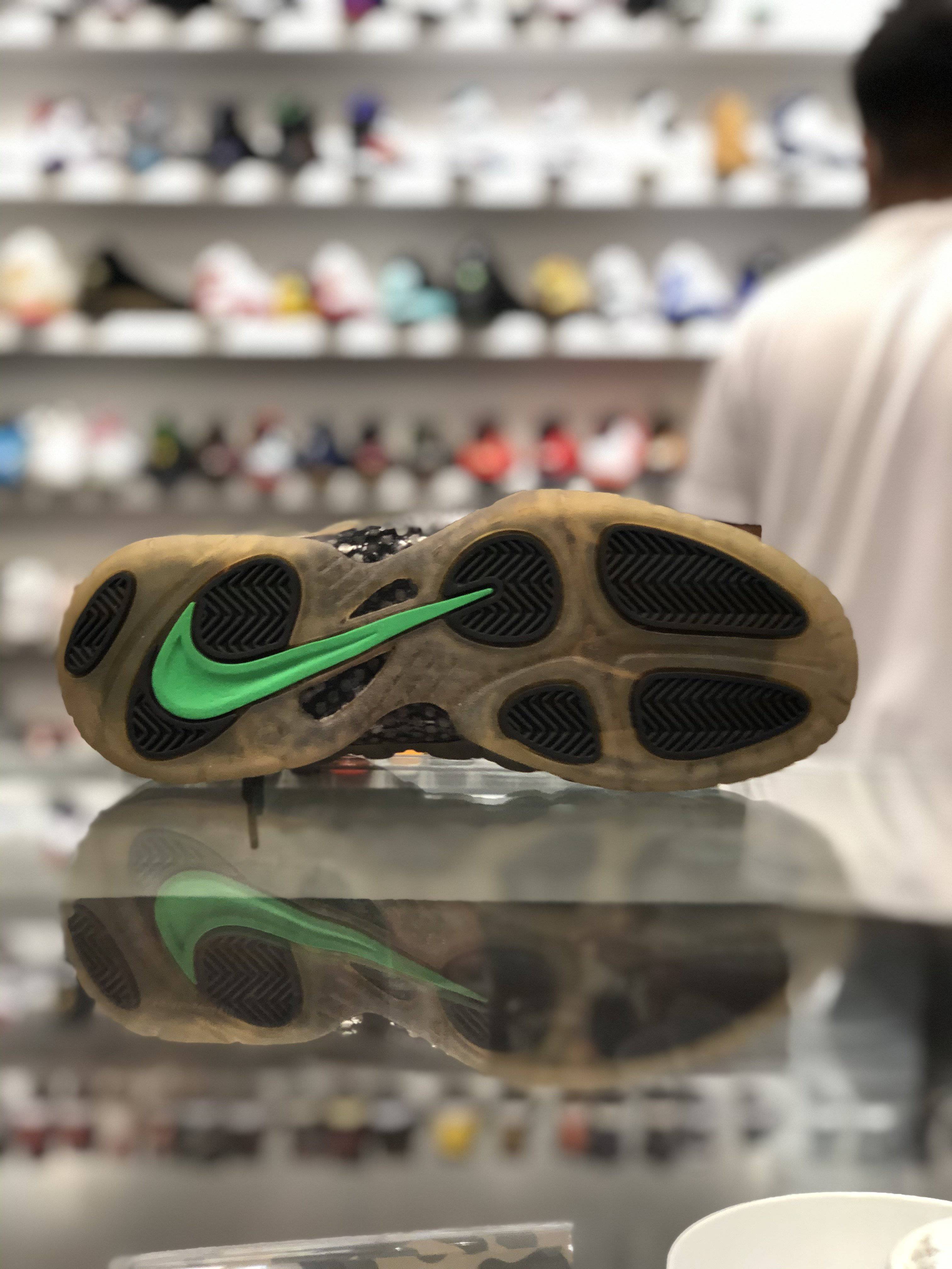 Nike Air Foamposite Pro "Gym Green”