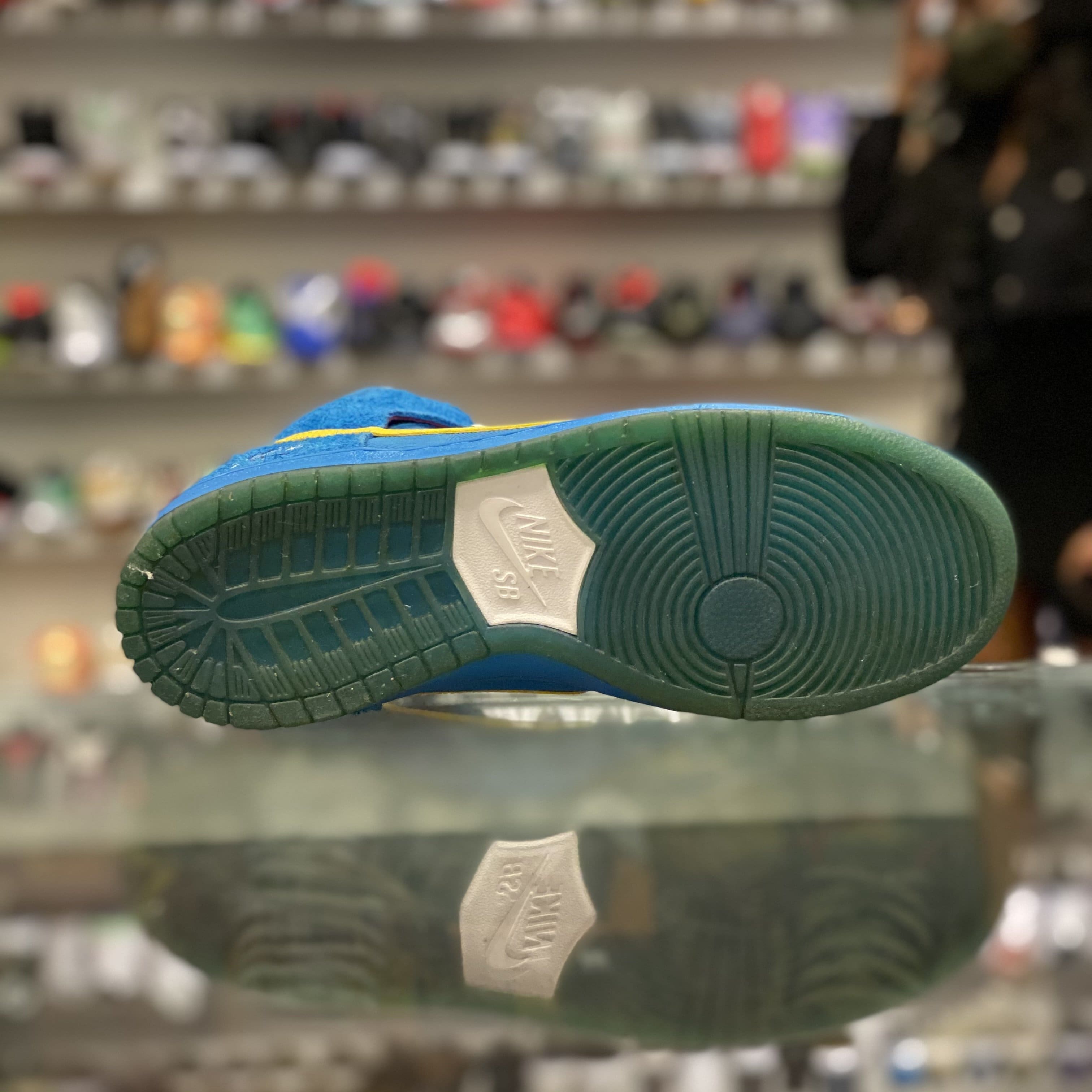 Nike Dunk SB High “Familia Blue OX”