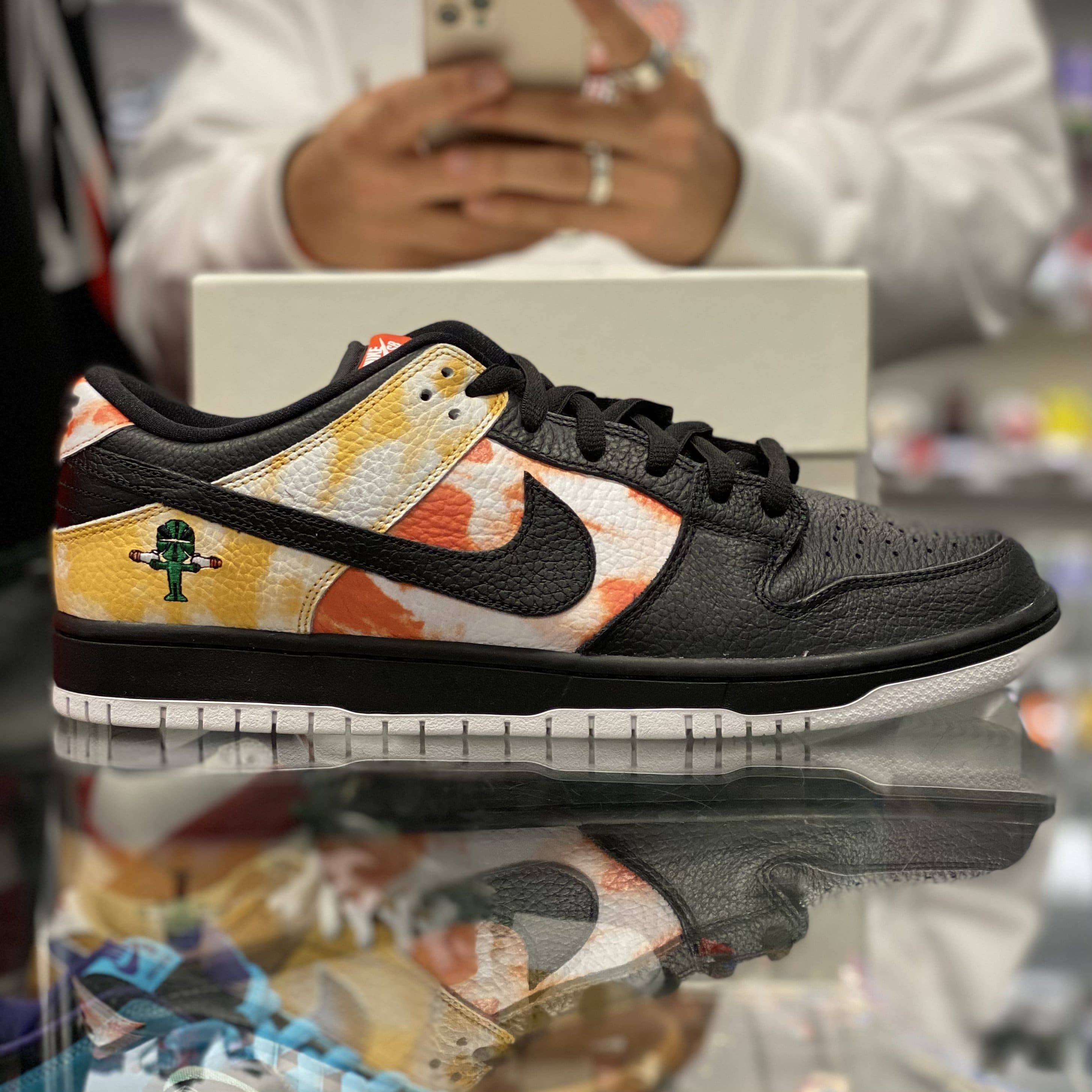 Nike Sb Dunk Low Ray Gun “Tie-Dye Black”