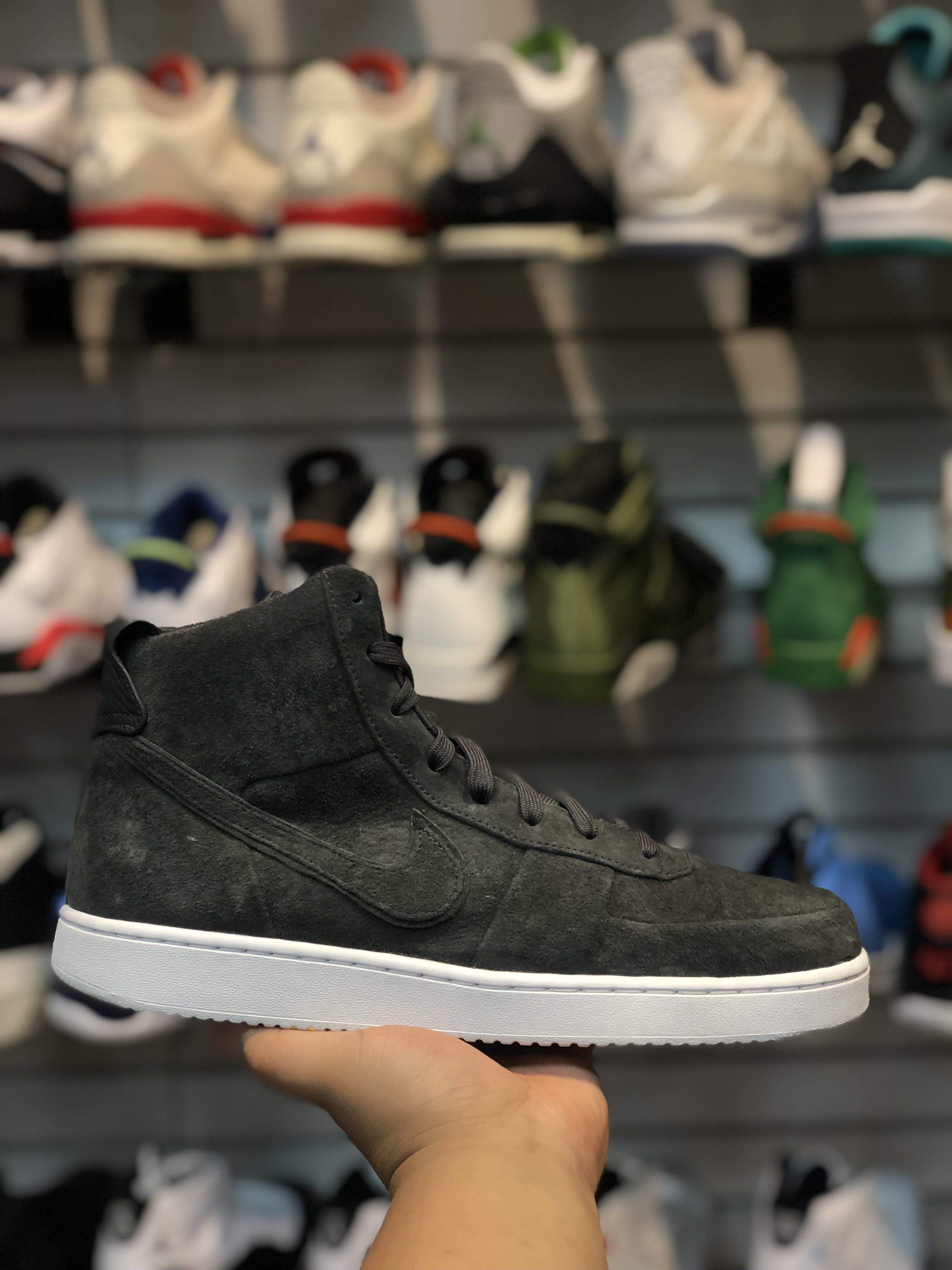 Nike Vandal High “John Elliot Anthracite”