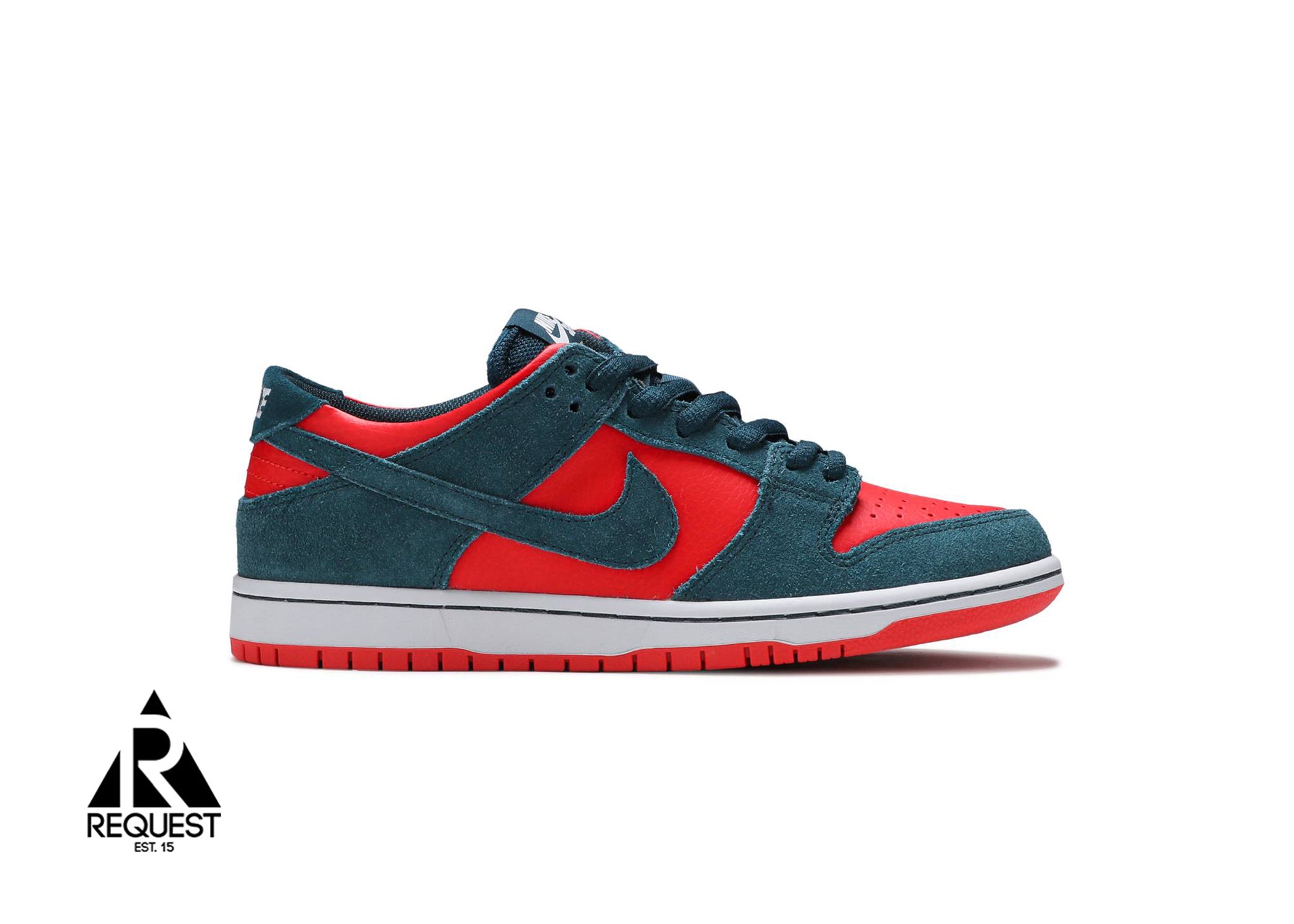 Nike Dunk SB Low “Reverse Shark”