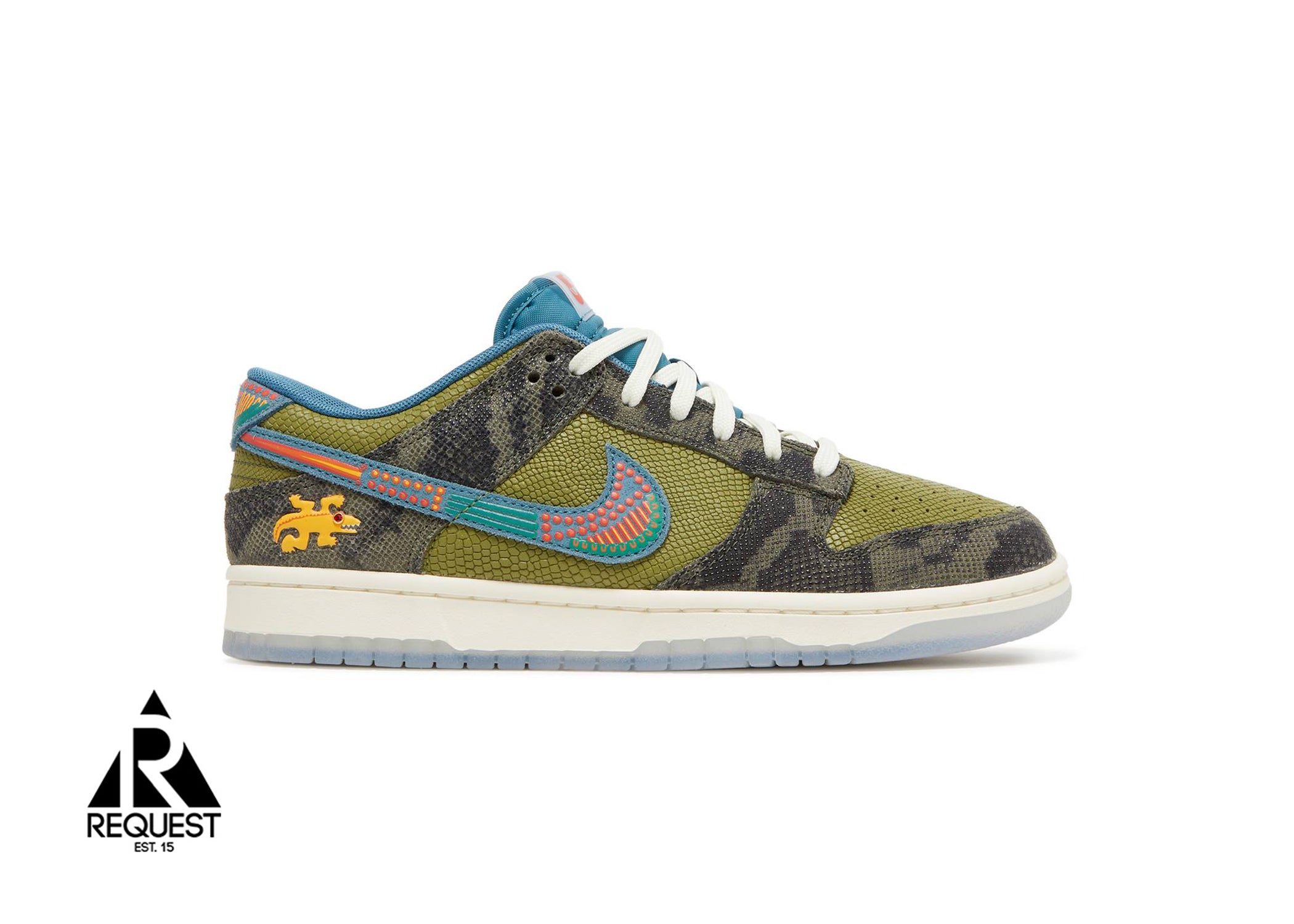 Nike Dunk Low "Siempre Familia"